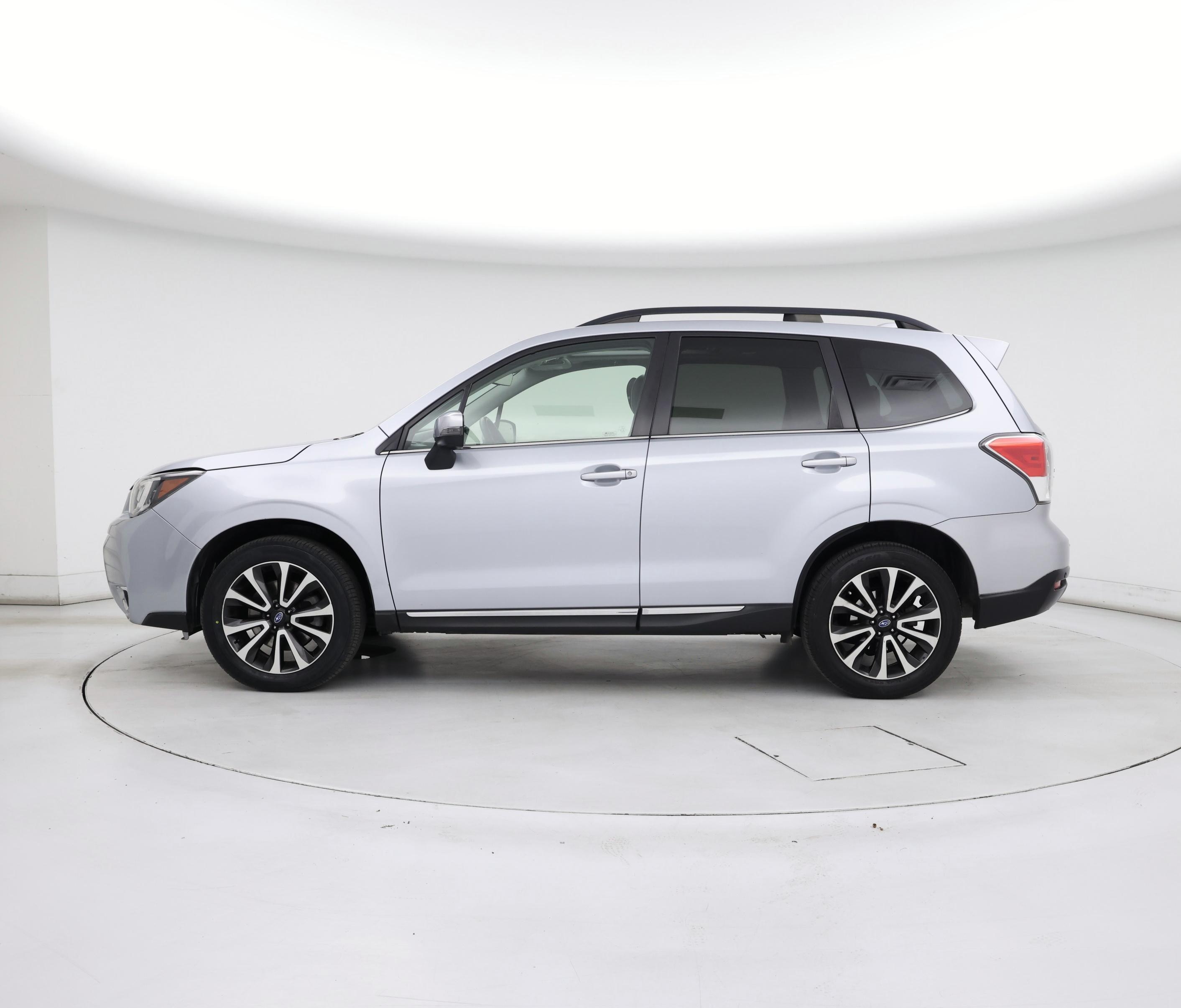 Thumbnail: 2017 Subaru Forester - 3