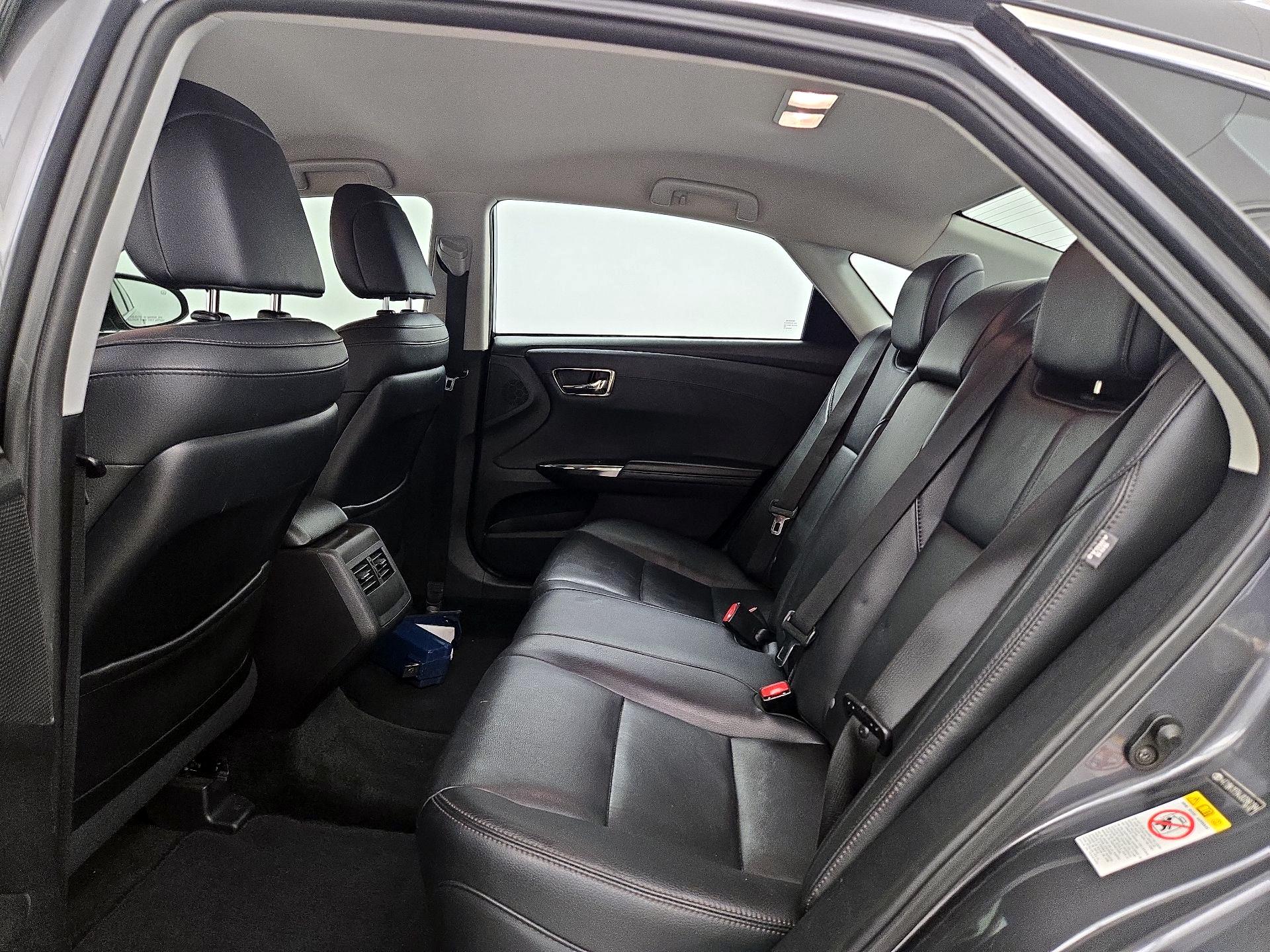 Thumbnail: 2018 Toyota Avalon - 19