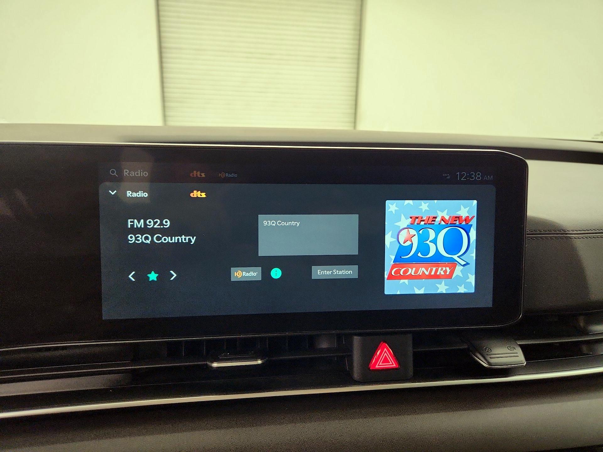 Thumbnail: 2025 Kia Carnival - 16