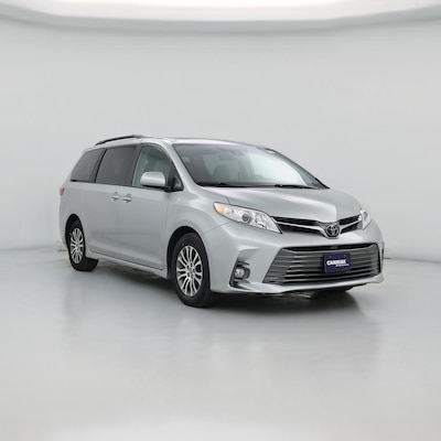 2020 Toyota Sienna XLE