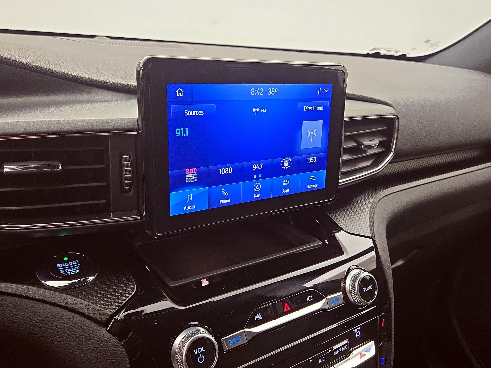 Thumbnail: 2021 Ford Explorer - 16