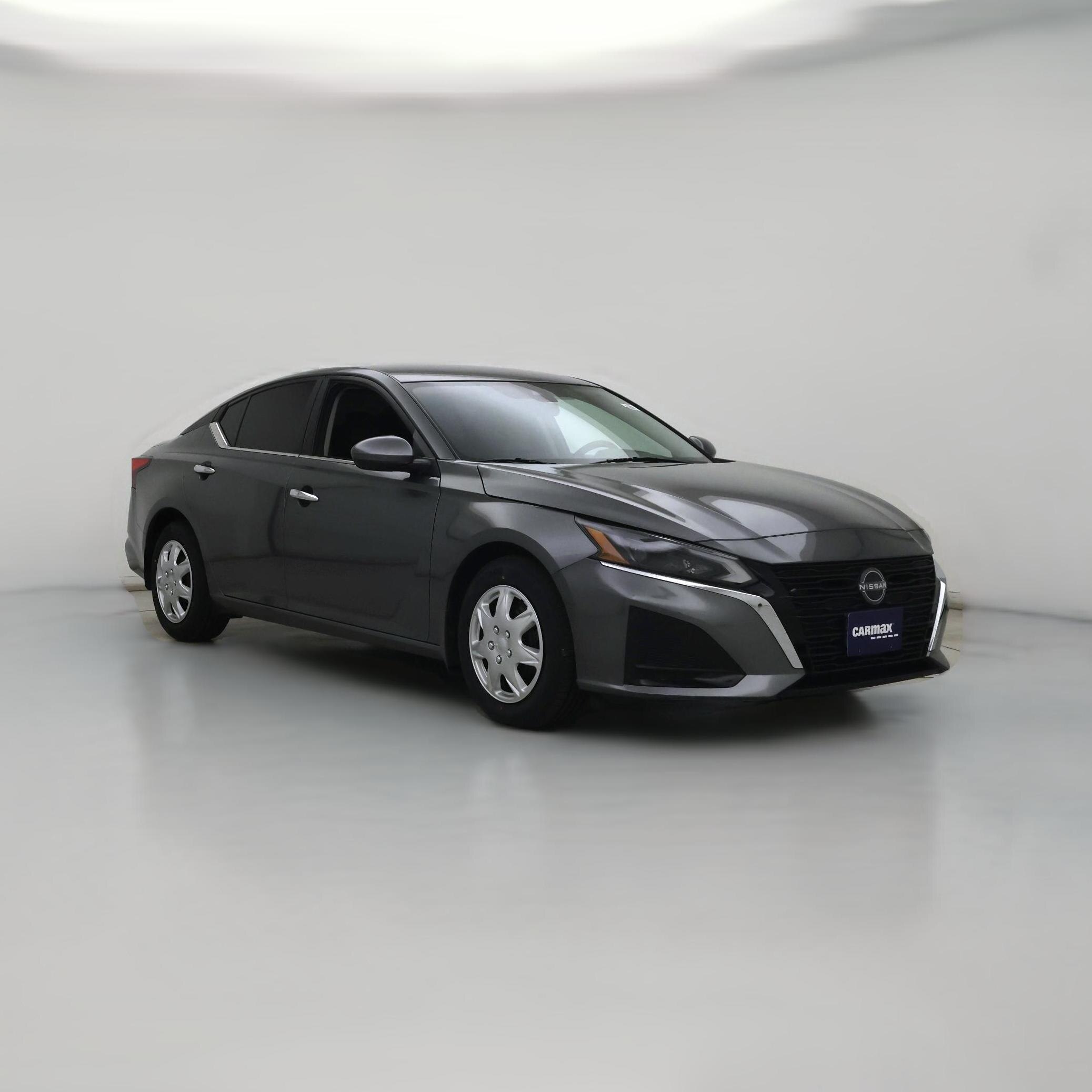 Thumbnail: 2023 Nissan Altima - 1