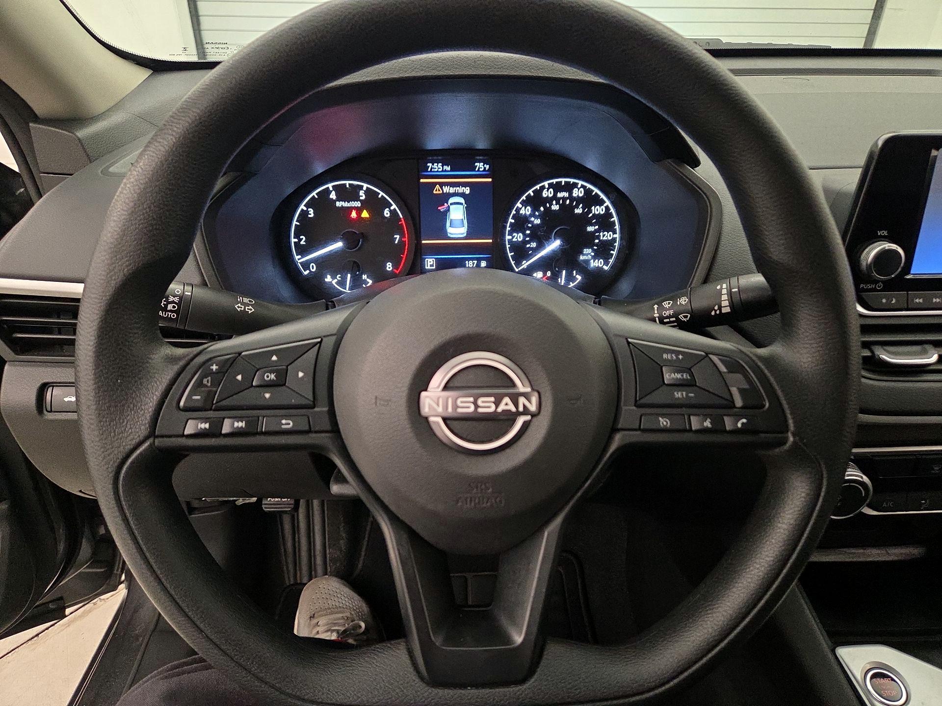 Thumbnail: 2023 Nissan Altima - 10
