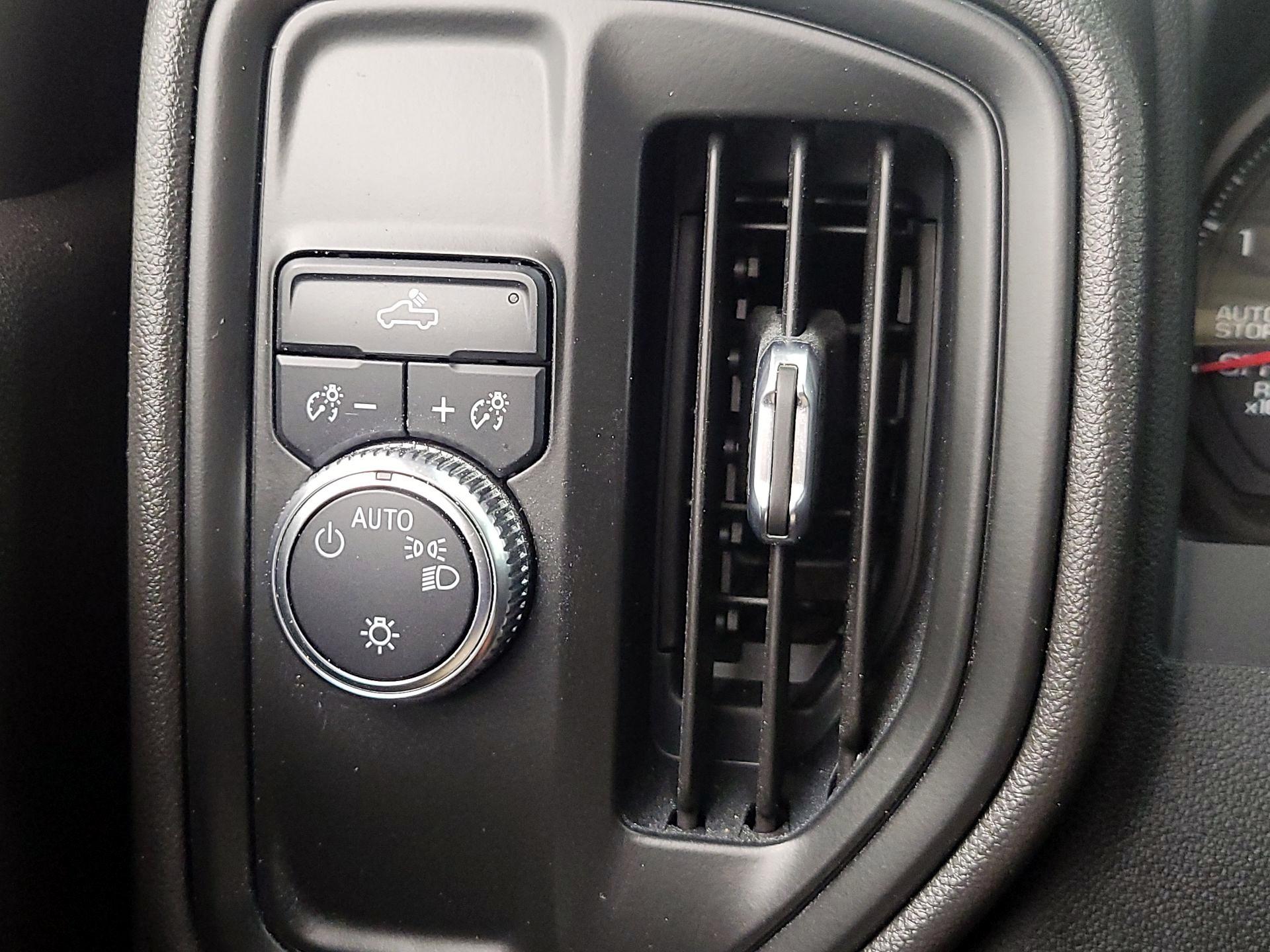 Thumbnail: 2022 GMC Sierra 1500 - 13