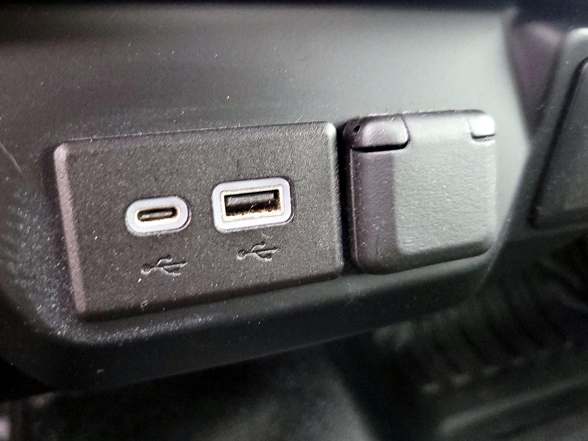 Thumbnail: 2022 GMC Sierra 1500 - 18