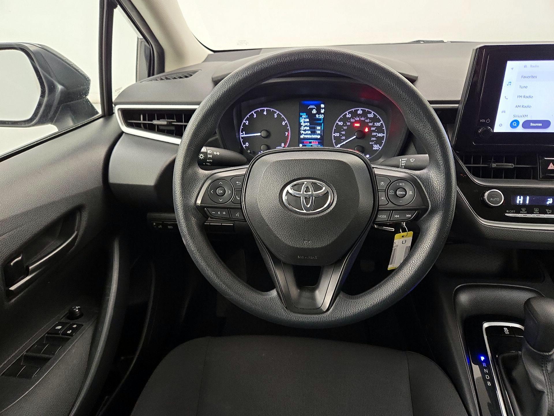 Thumbnail: 2023 Toyota Corolla - 10