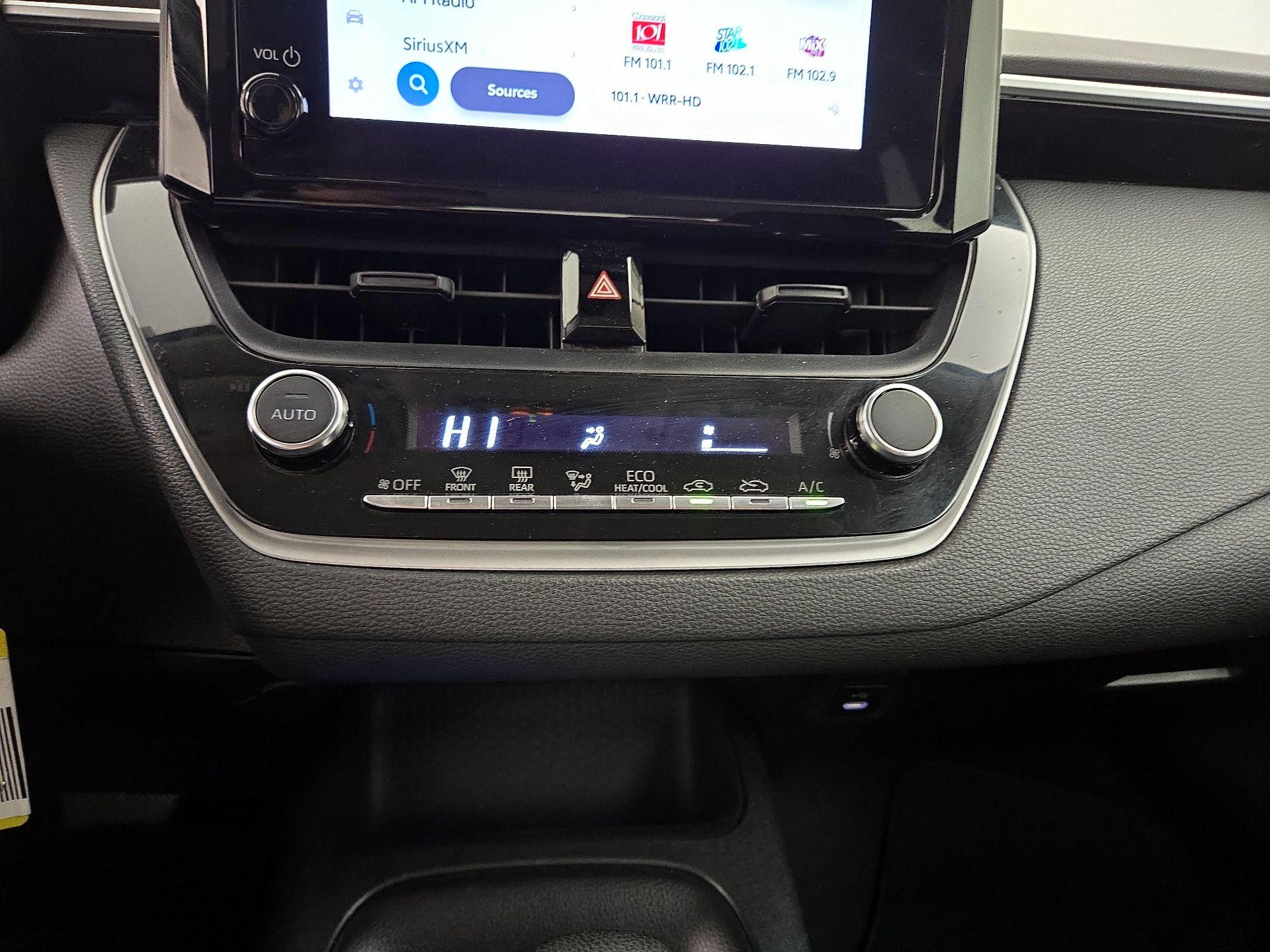 Thumbnail: 2023 Toyota Corolla - 16