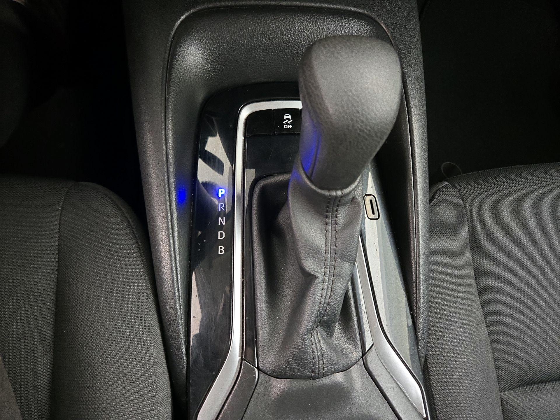 Thumbnail: 2023 Toyota Corolla - 17