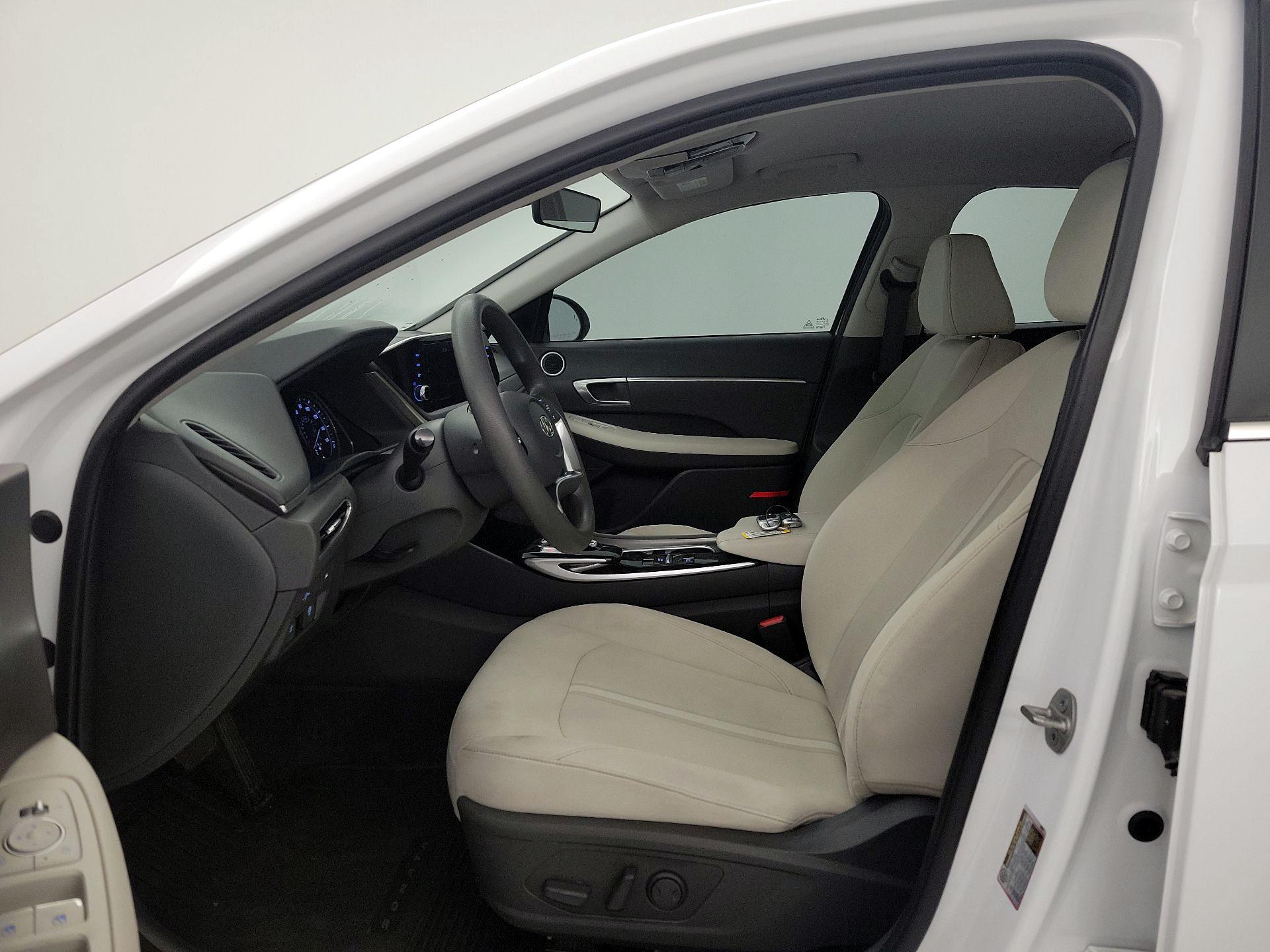 Thumbnail: 2023 Hyundai Sonata - 11