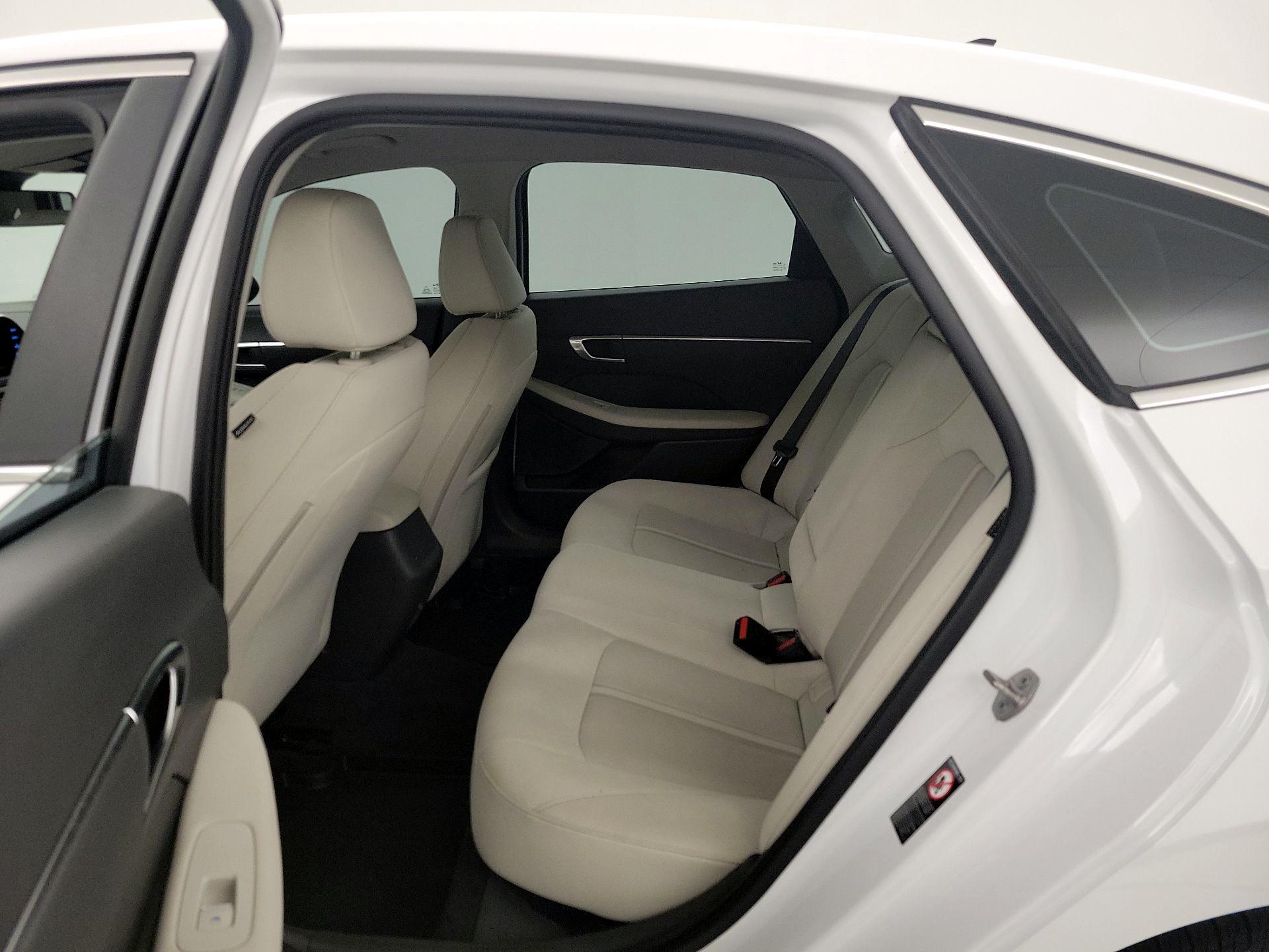 Thumbnail: 2023 Hyundai Sonata - 18