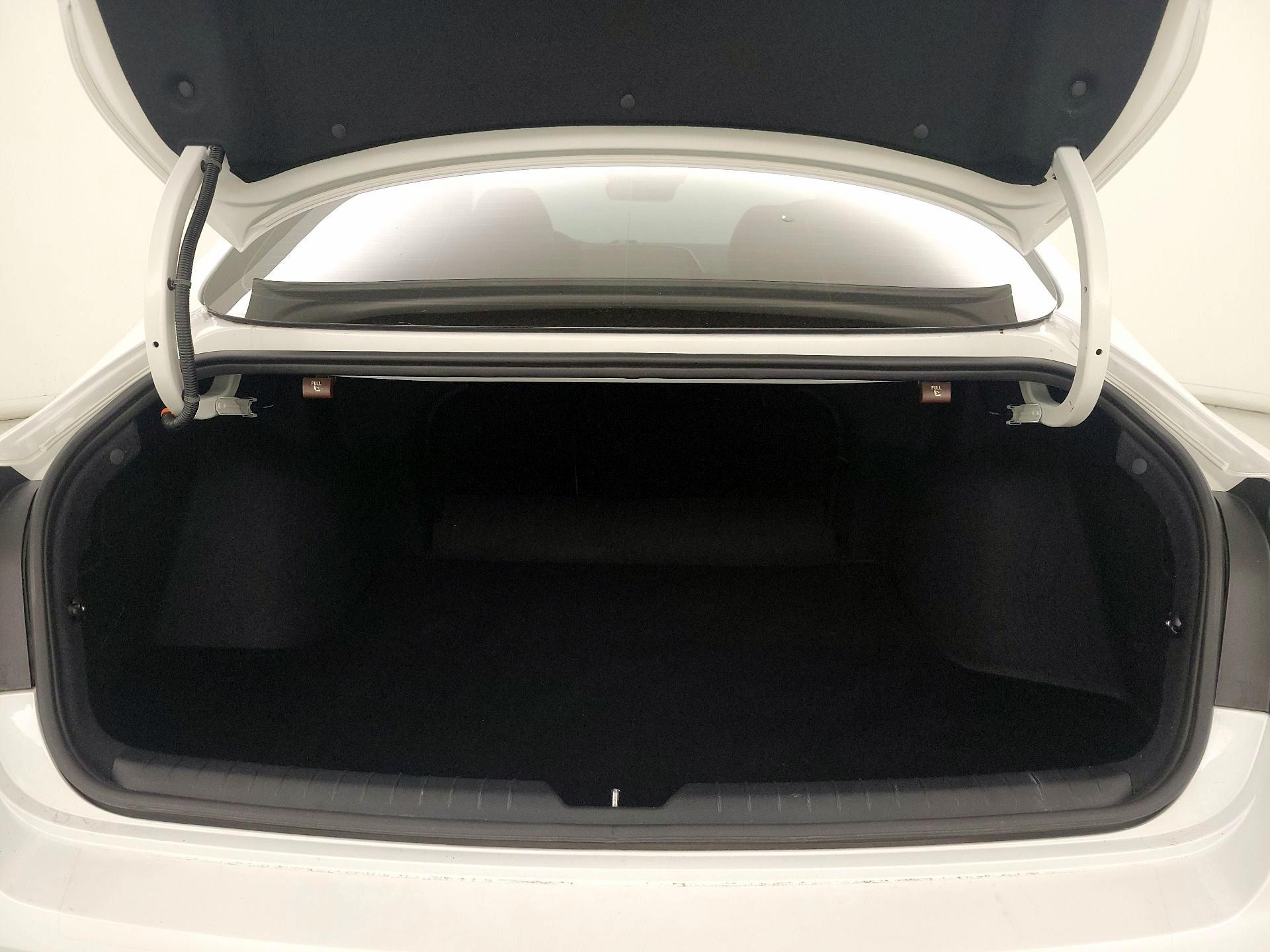 Thumbnail: 2023 Hyundai Sonata - 19