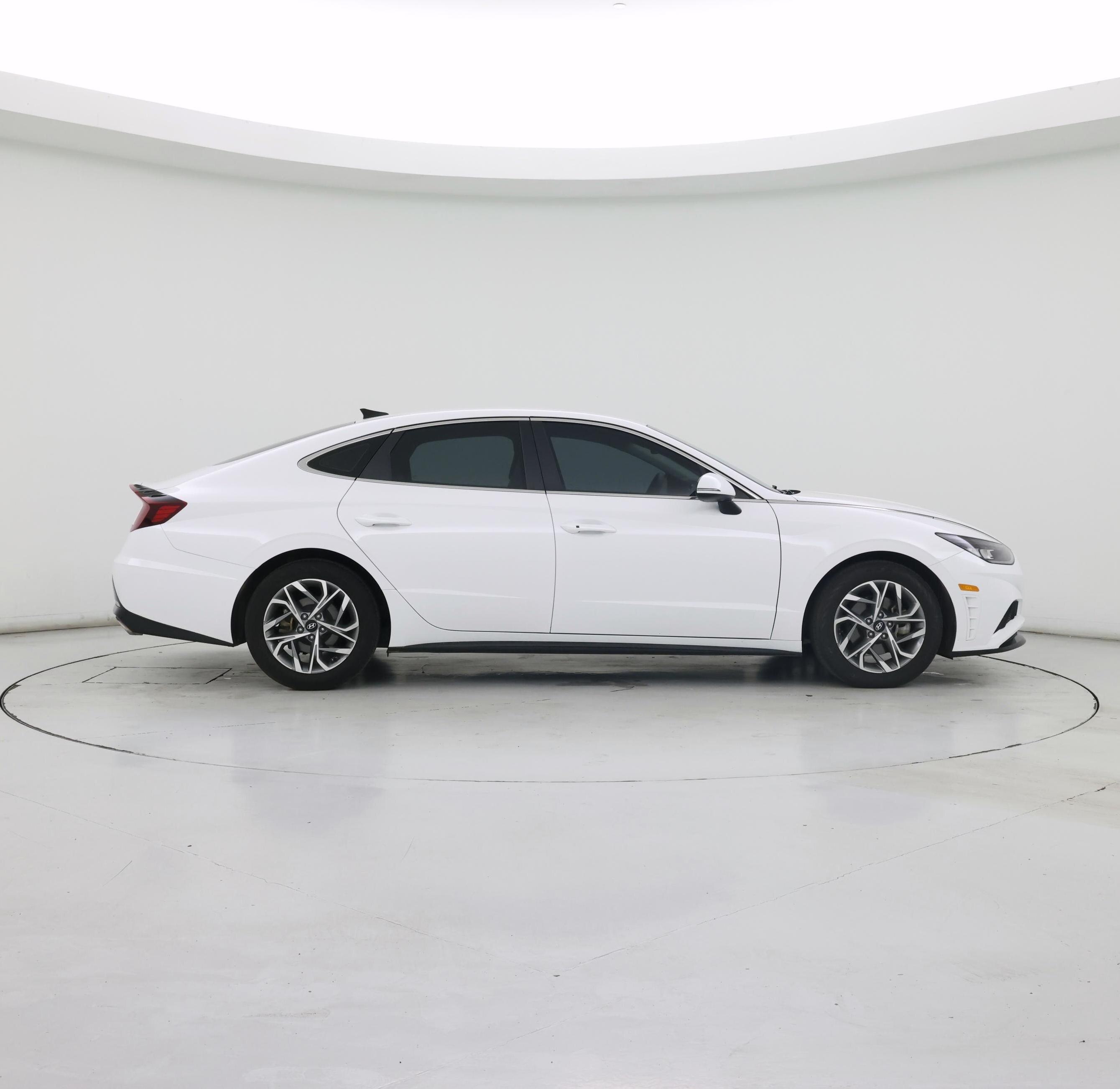 Thumbnail: 2023 Hyundai Sonata - 7