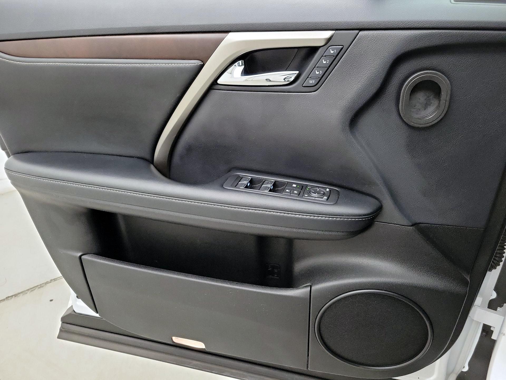 Thumbnail: 2022 Lexus RX - 12