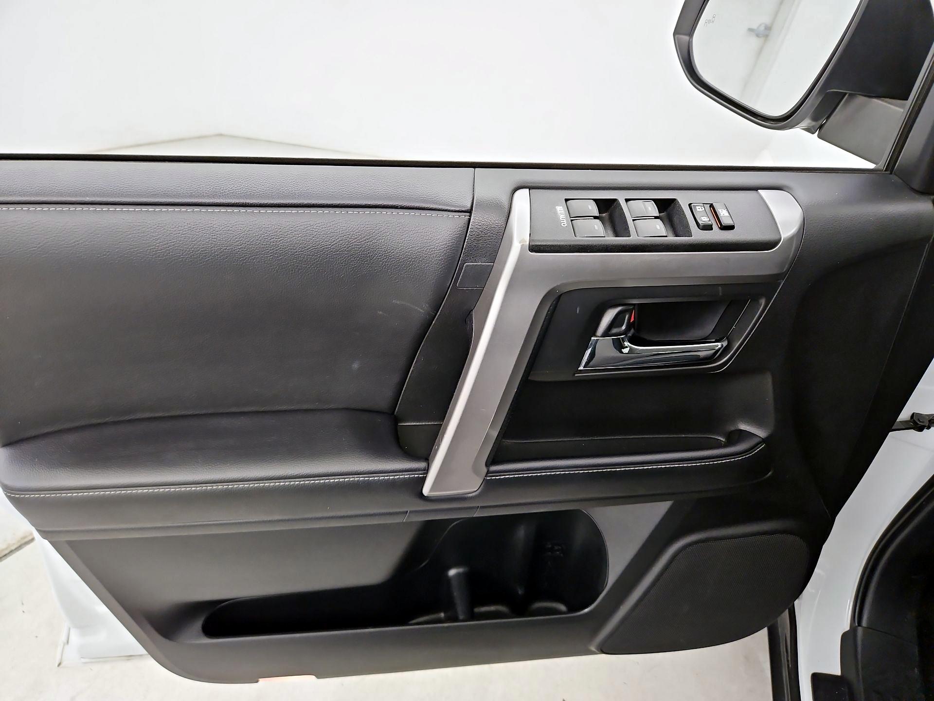 Thumbnail: 2024 Toyota 4Runner - 12