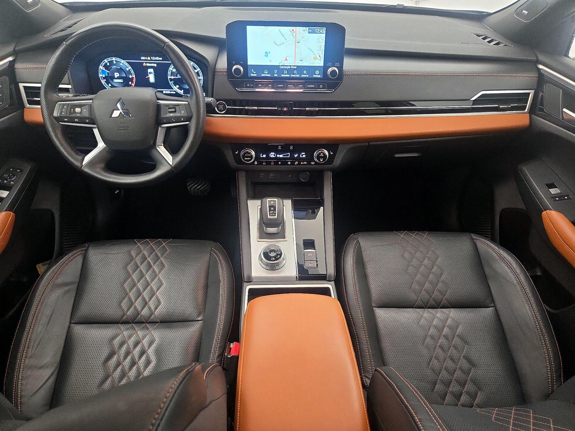 Thumbnail: 2022 Mitsubishi Outlander - 9