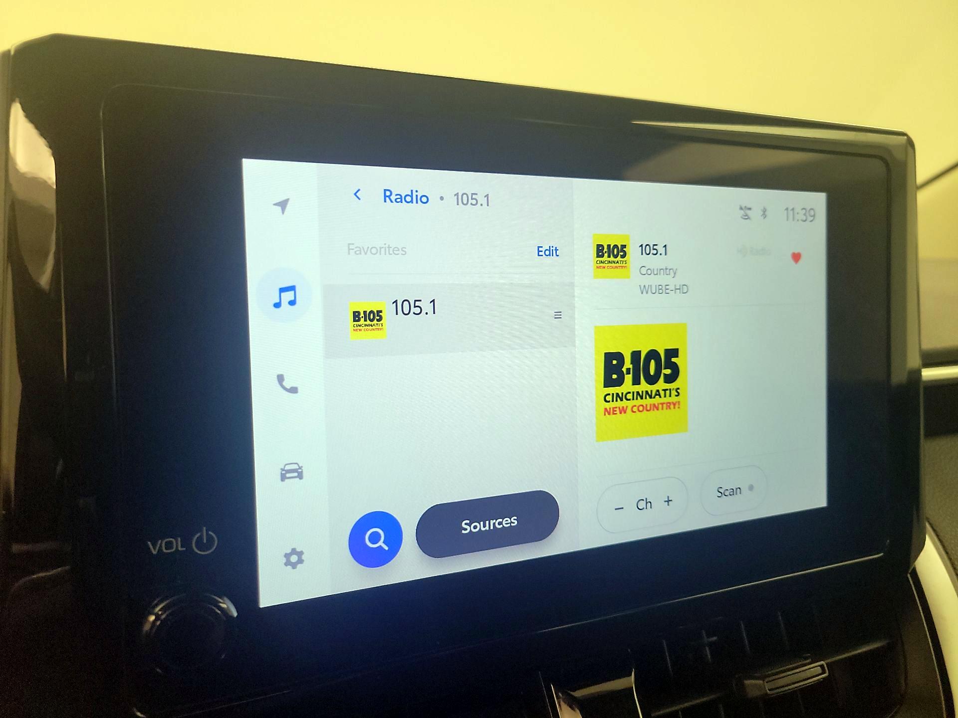 Thumbnail: 2023 Toyota Corolla - 15