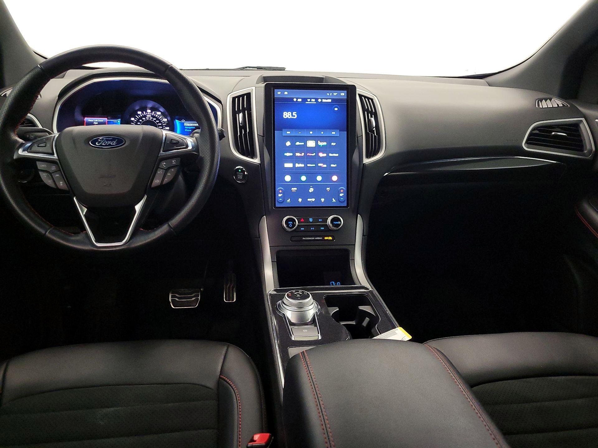 Thumbnail: 2021 Ford Edge - 9