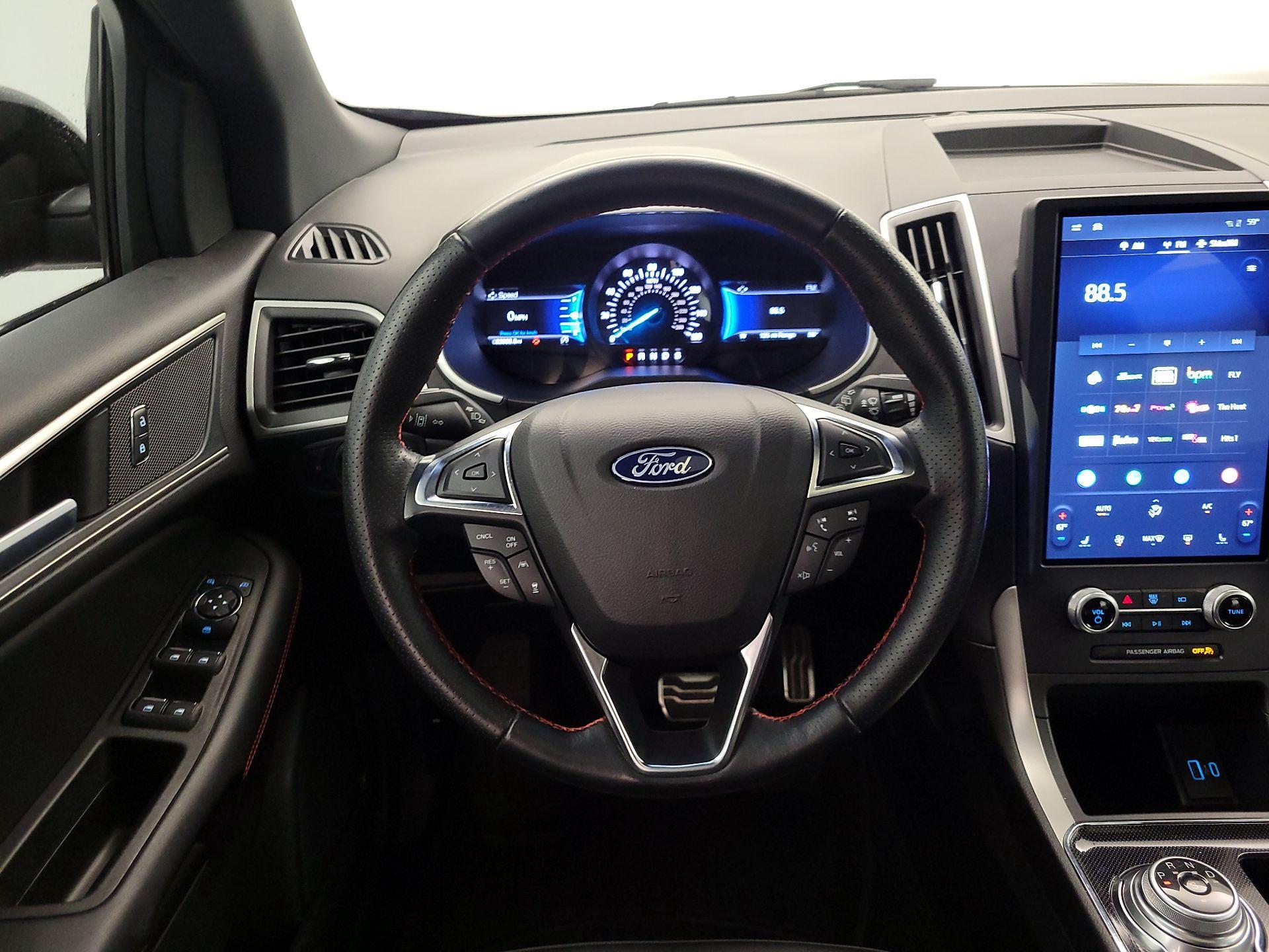 Thumbnail: 2021 Ford Edge - 10