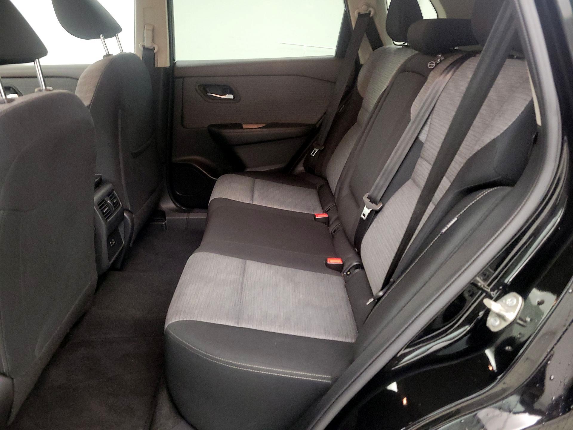 Thumbnail: 2023 Nissan Rogue - 19