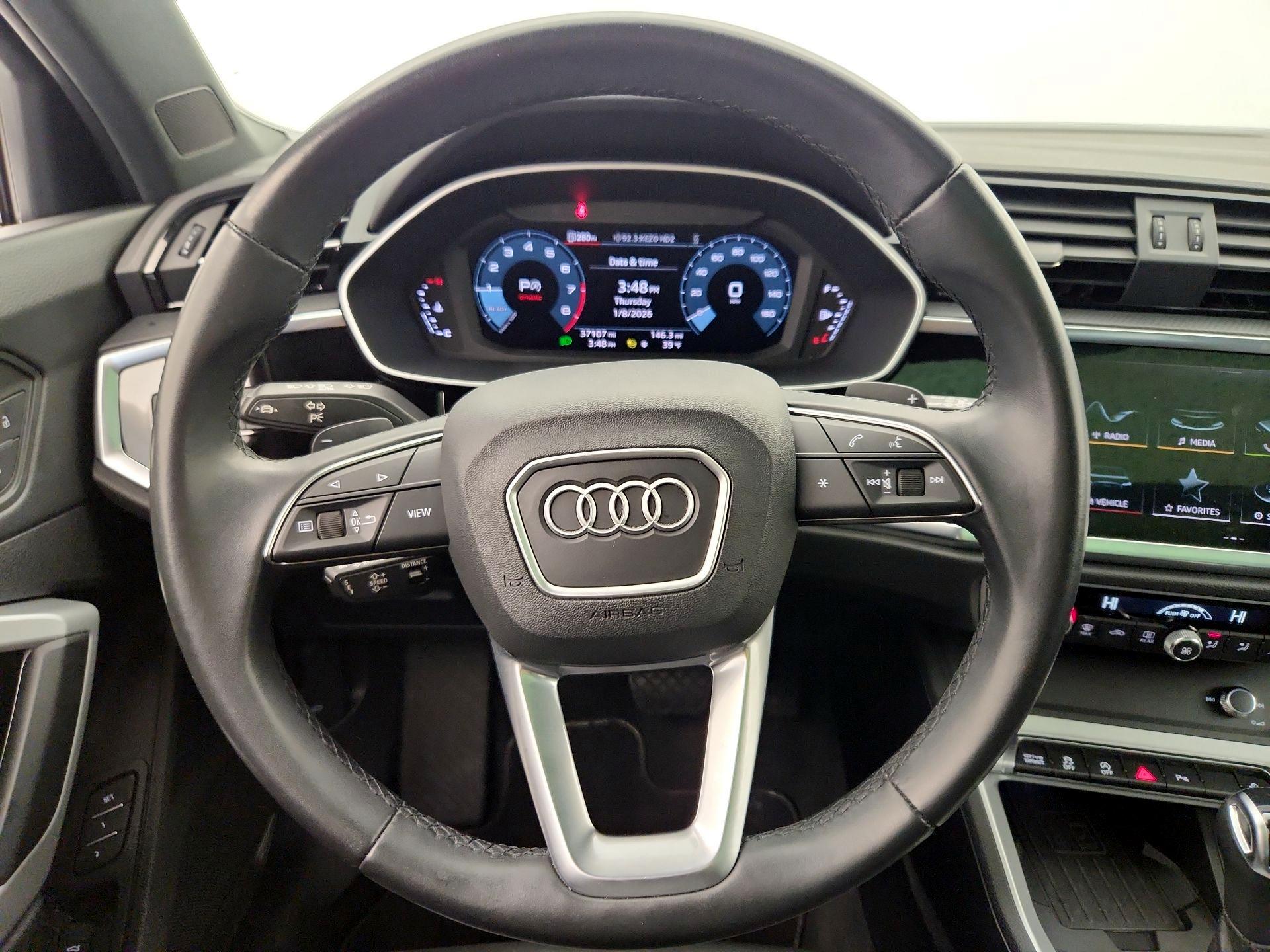 Thumbnail: 2024 Audi Q3 - 10