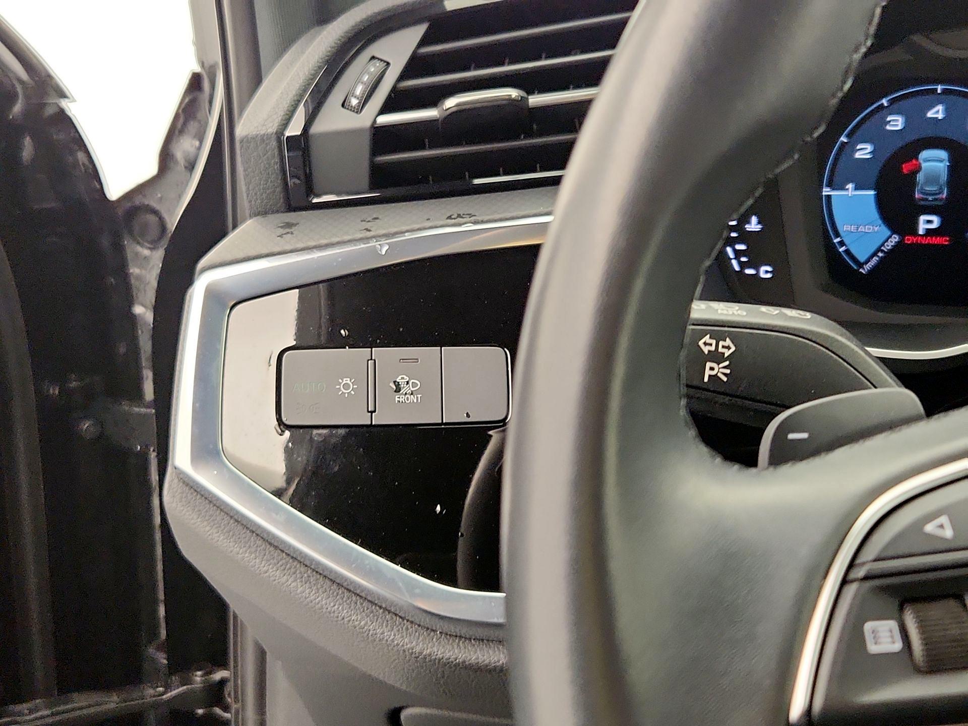 Thumbnail: 2024 Audi Q3 - 13