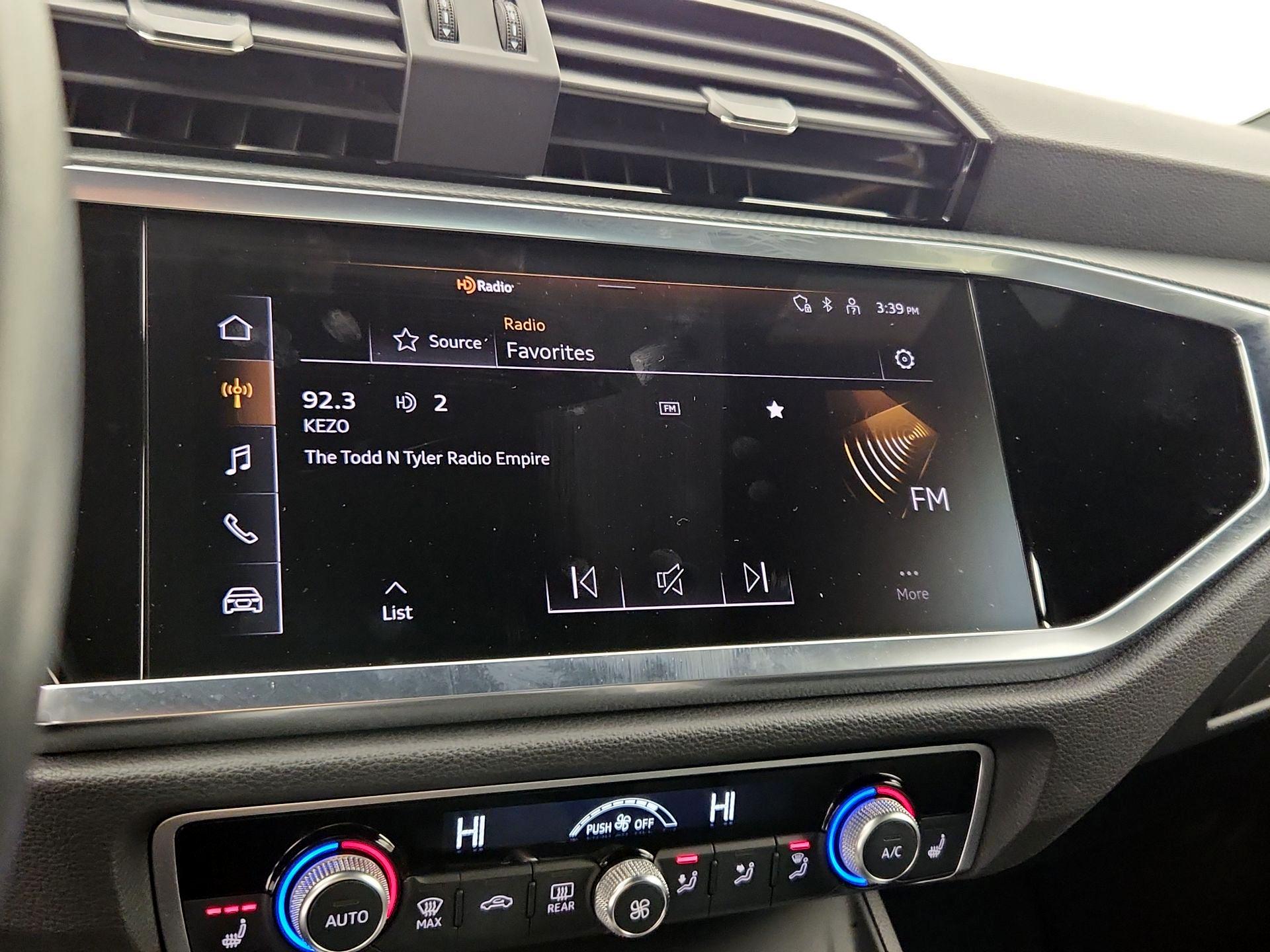 Thumbnail: 2024 Audi Q3 - 15