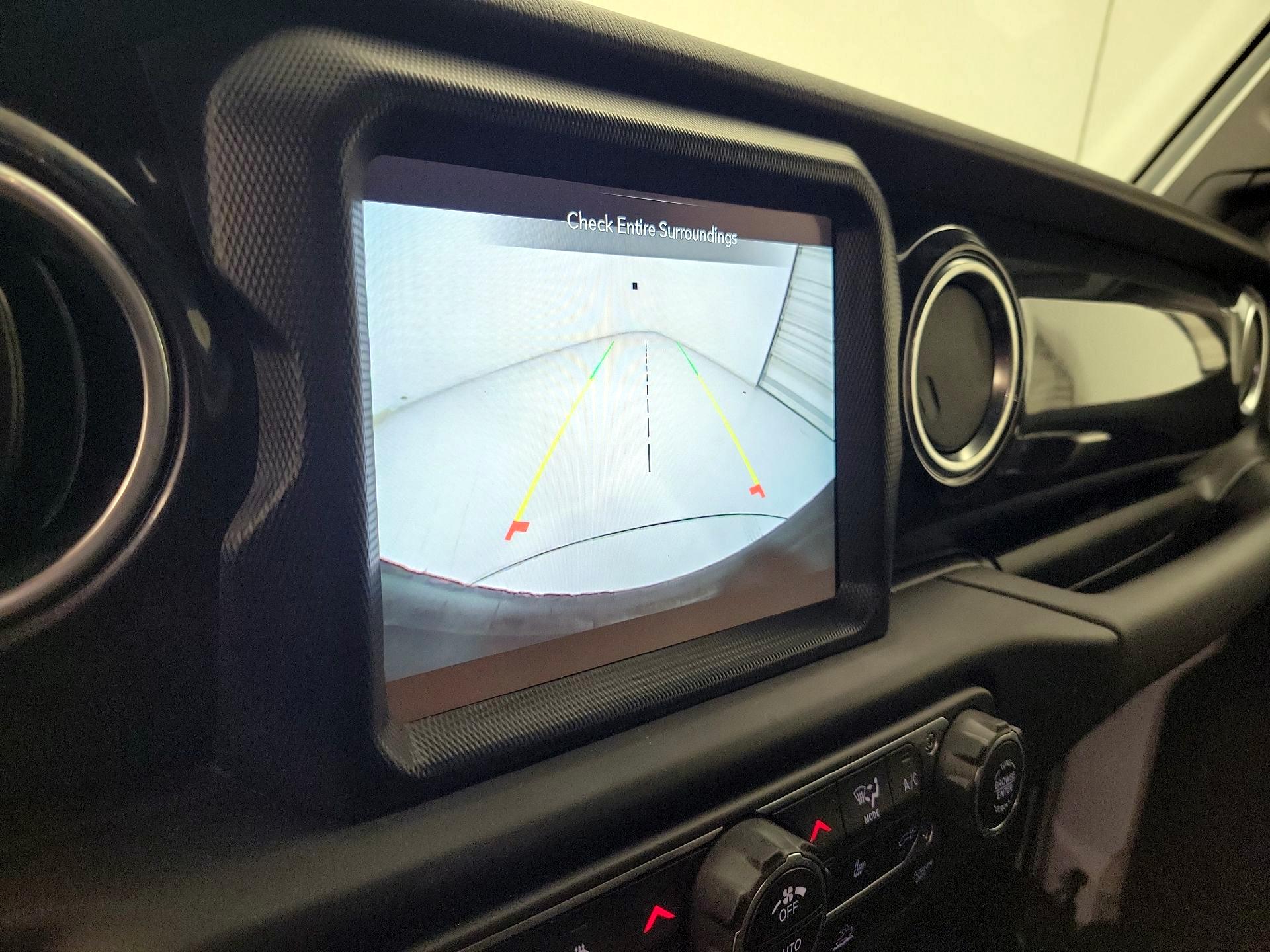 Thumbnail: 2023 Jeep Wrangler - 15