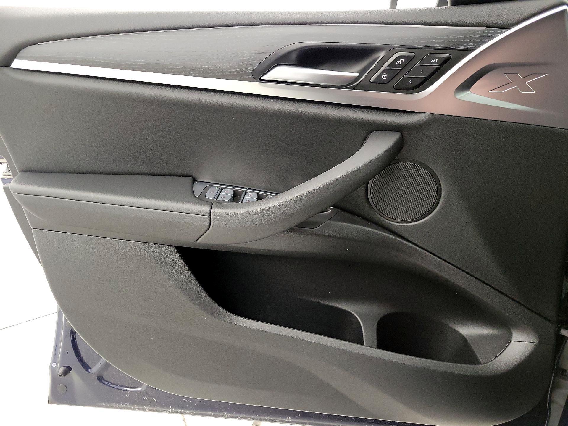 Thumbnail: 2023 BMW X4 - 12