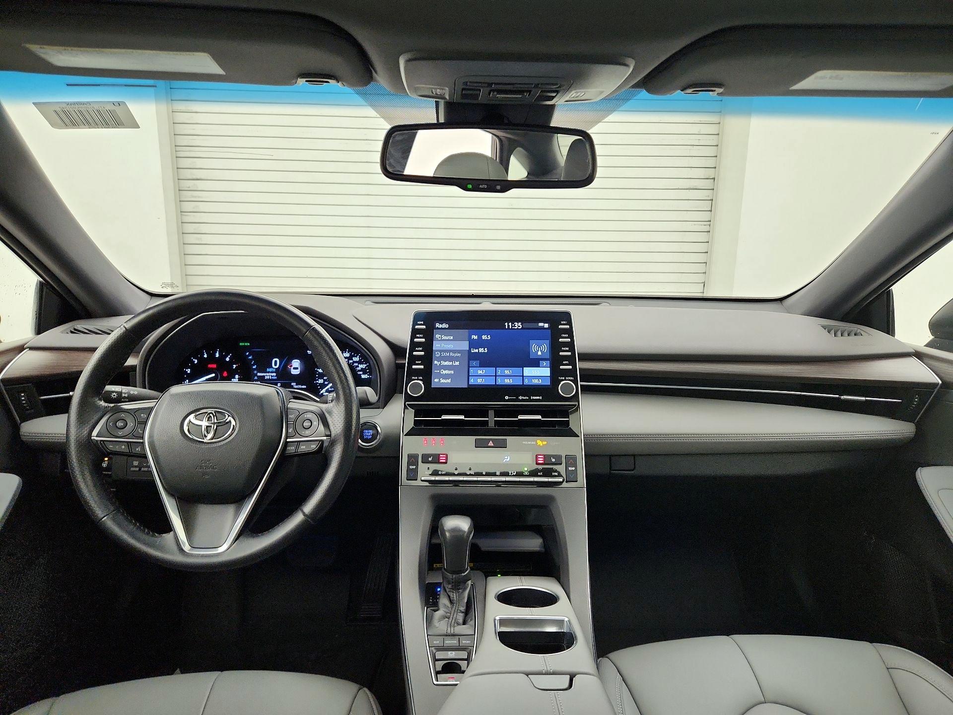 Thumbnail: 2021 Toyota Avalon - 9