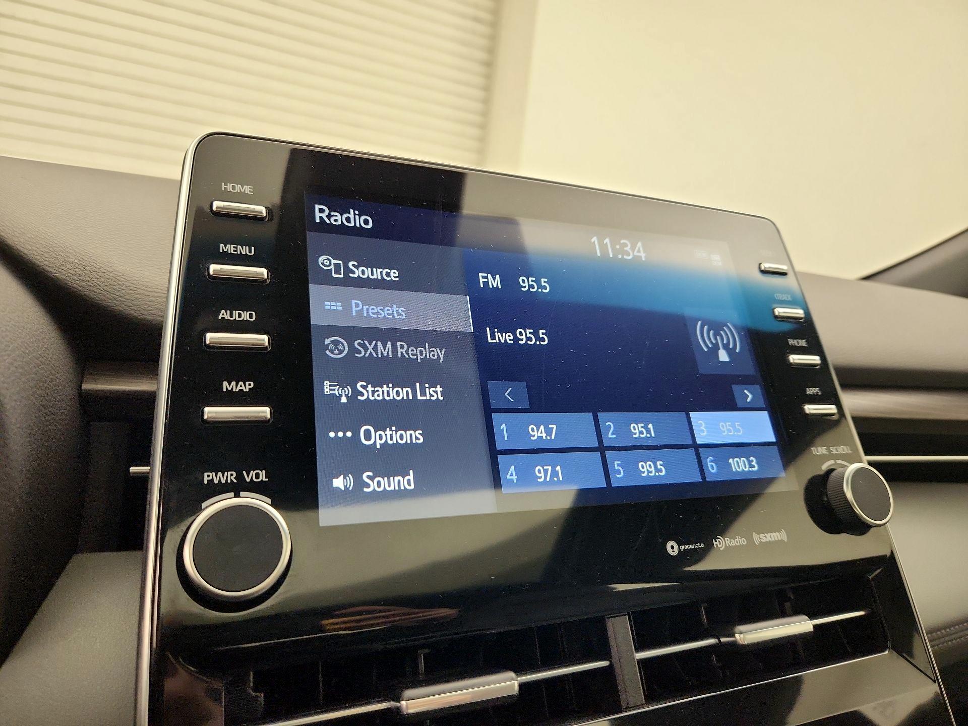 Thumbnail: 2021 Toyota Avalon - 15