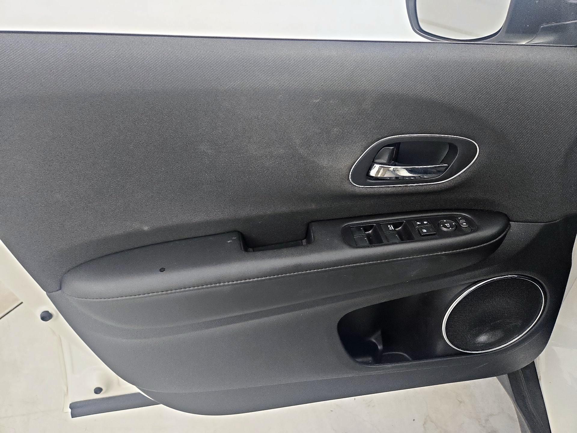 Thumbnail: 2021 Honda HR-V - 12