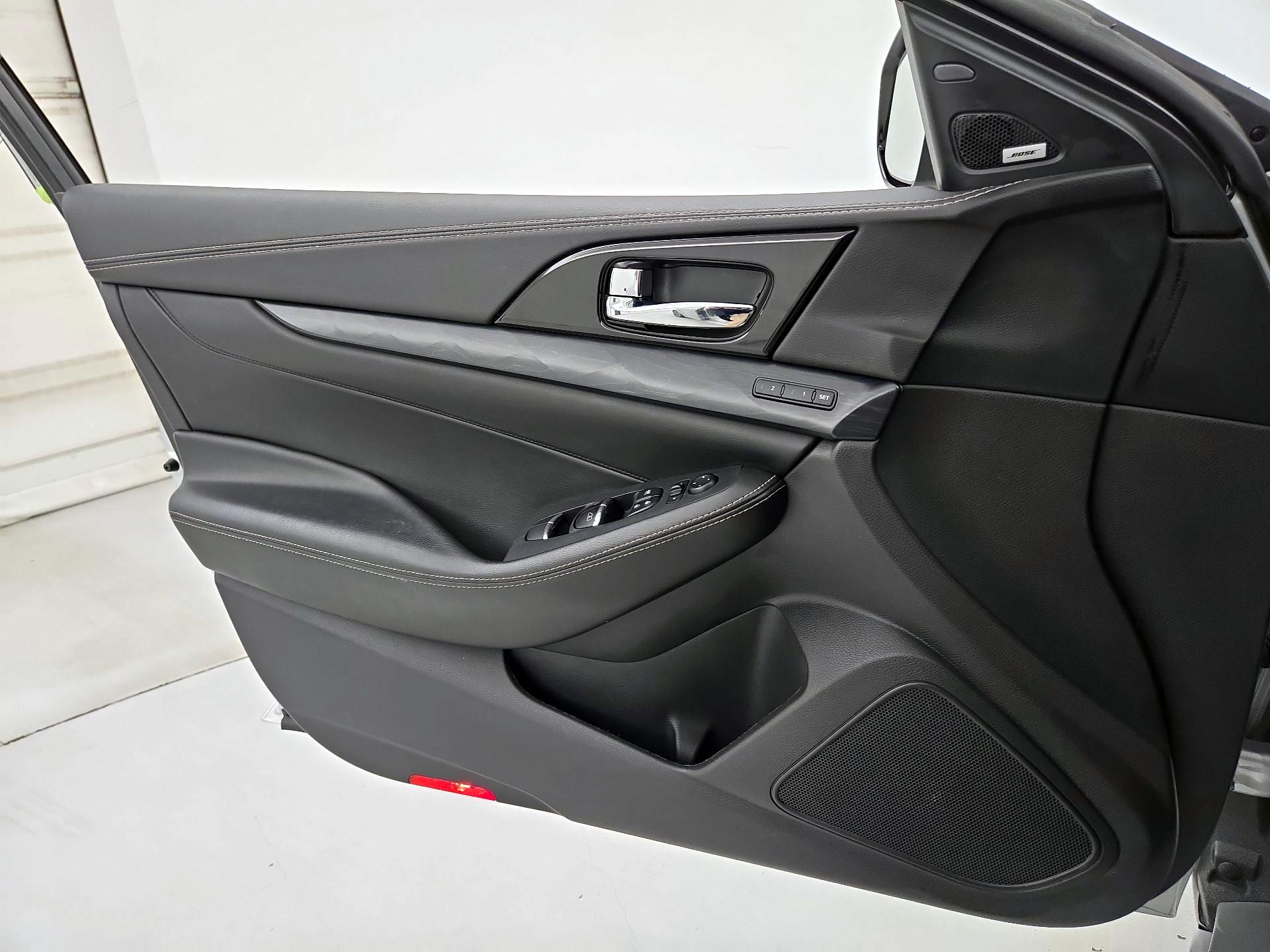 Thumbnail: 2020 Nissan Maxima - 12