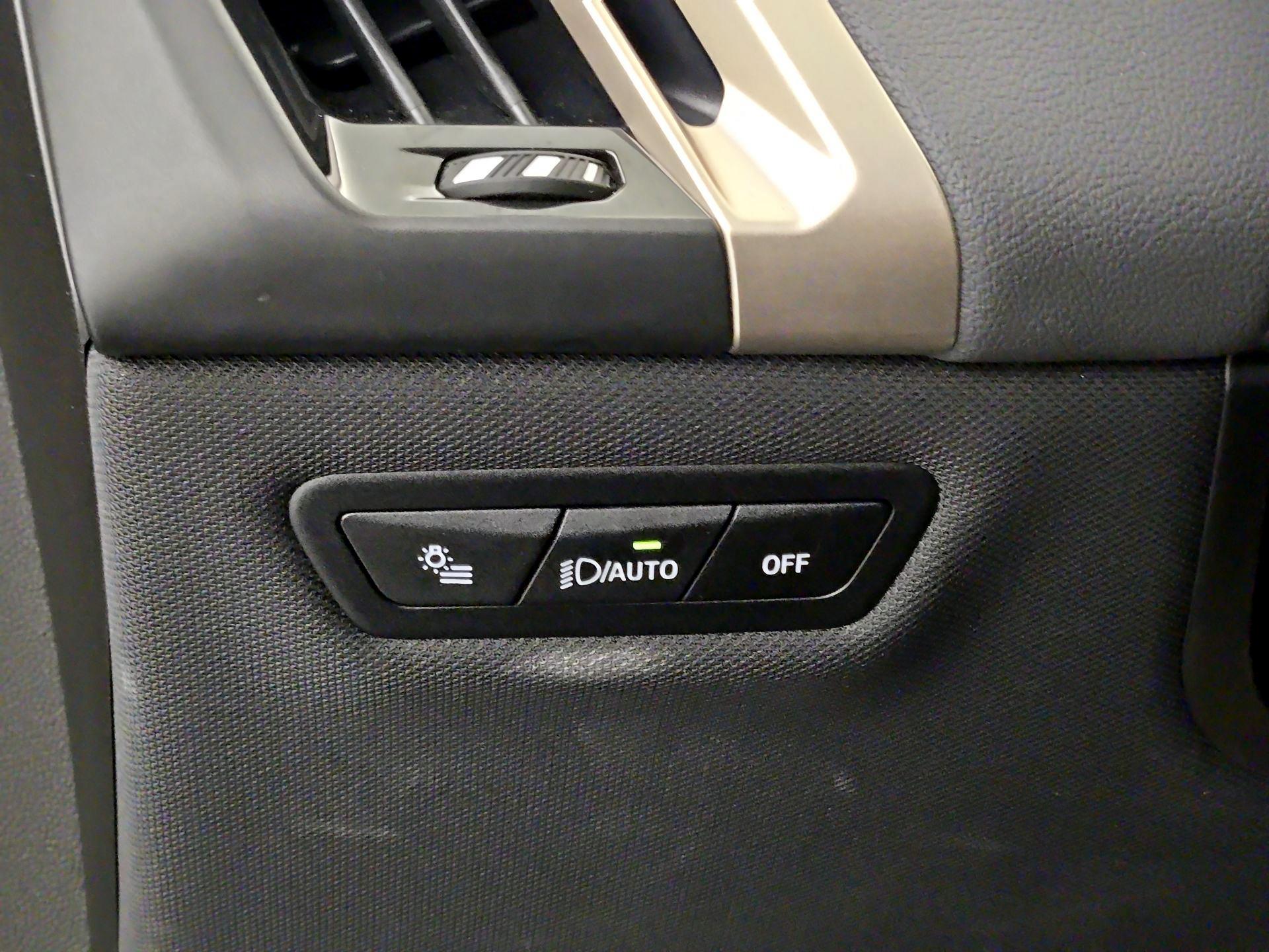 Thumbnail: 2024 BMW iX - 13