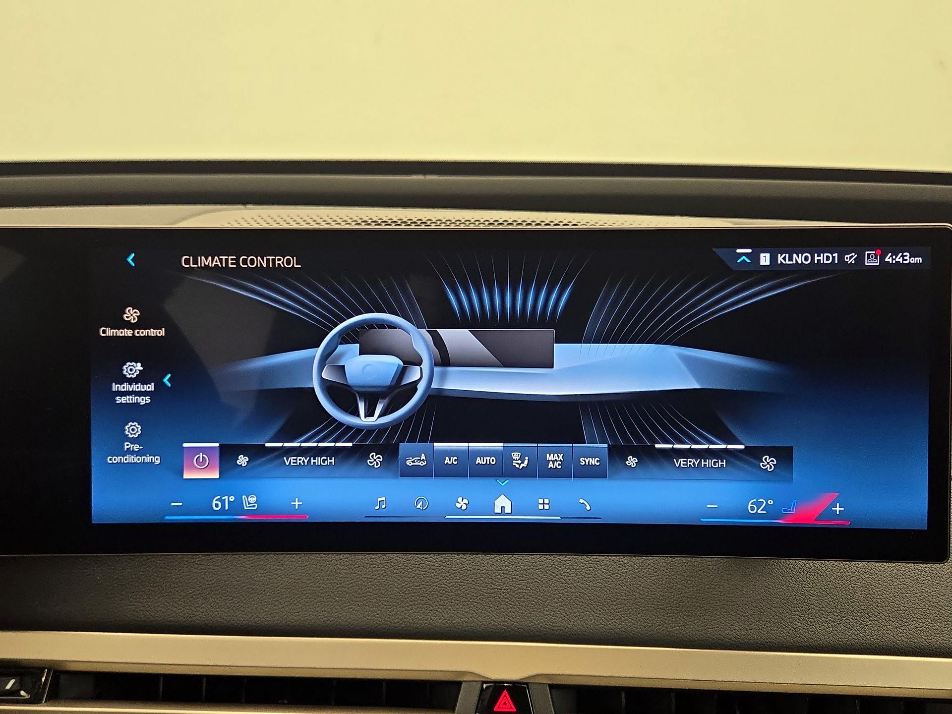 Thumbnail: 2024 BMW iX - 17