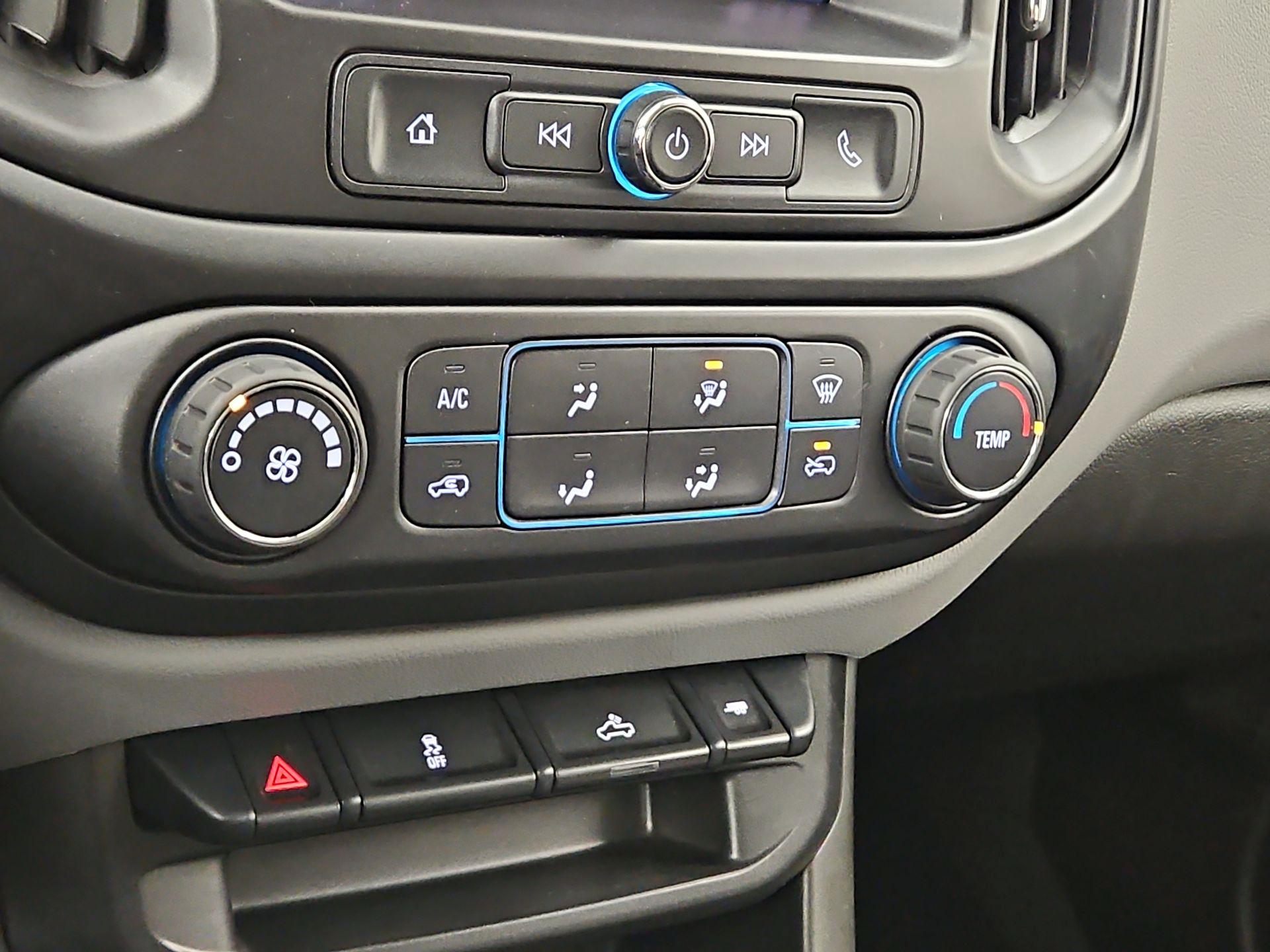 Thumbnail: 2021 Chevrolet Colorado - 16