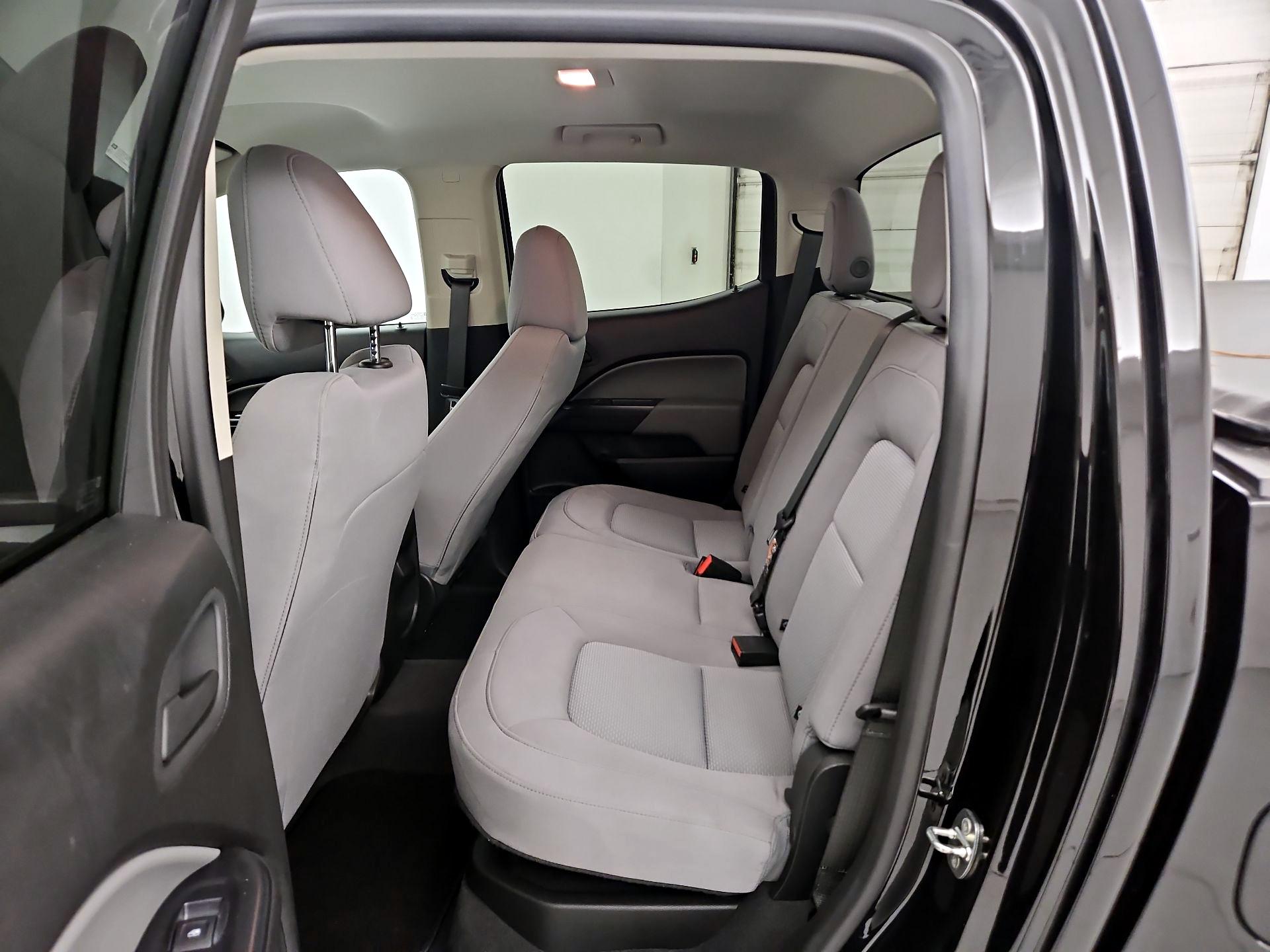 Thumbnail: 2021 Chevrolet Colorado - 19