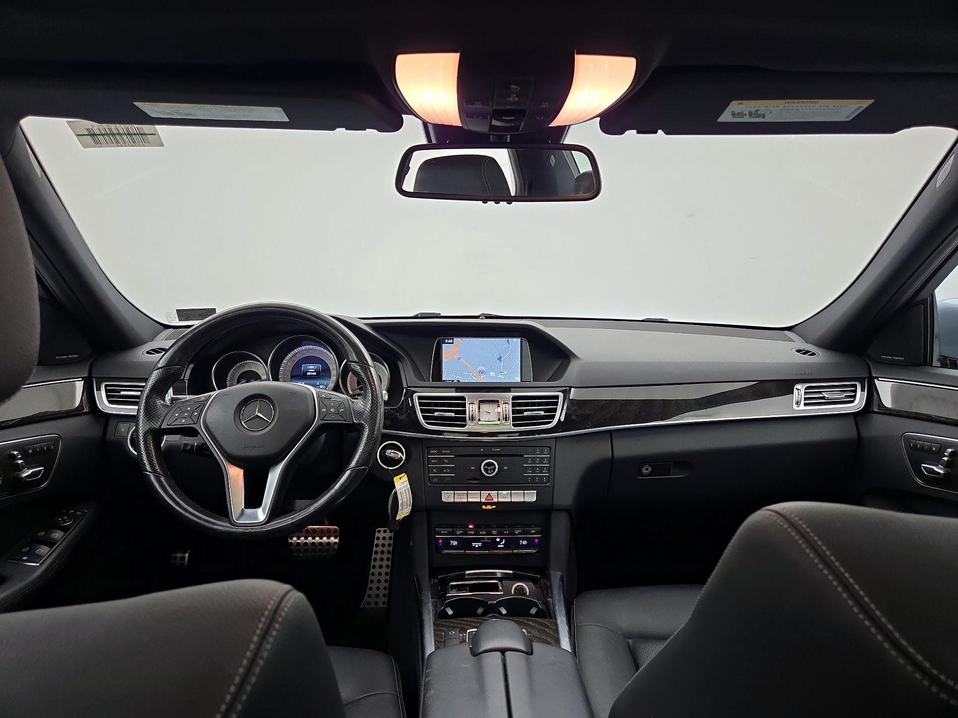 Thumbnail: 2016 Mercedes-Benz E-Class - 9