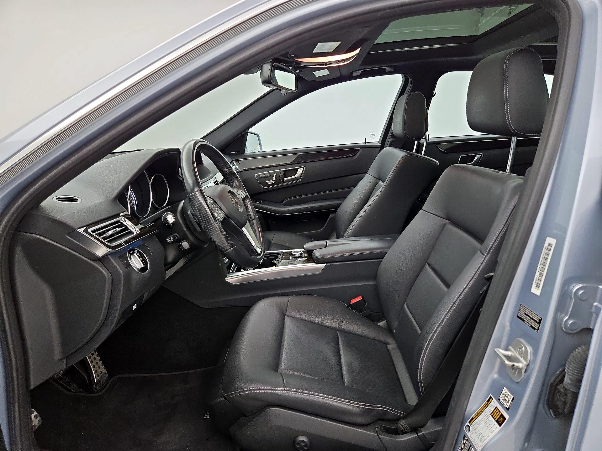 Thumbnail: 2016 Mercedes-Benz E-Class - 11