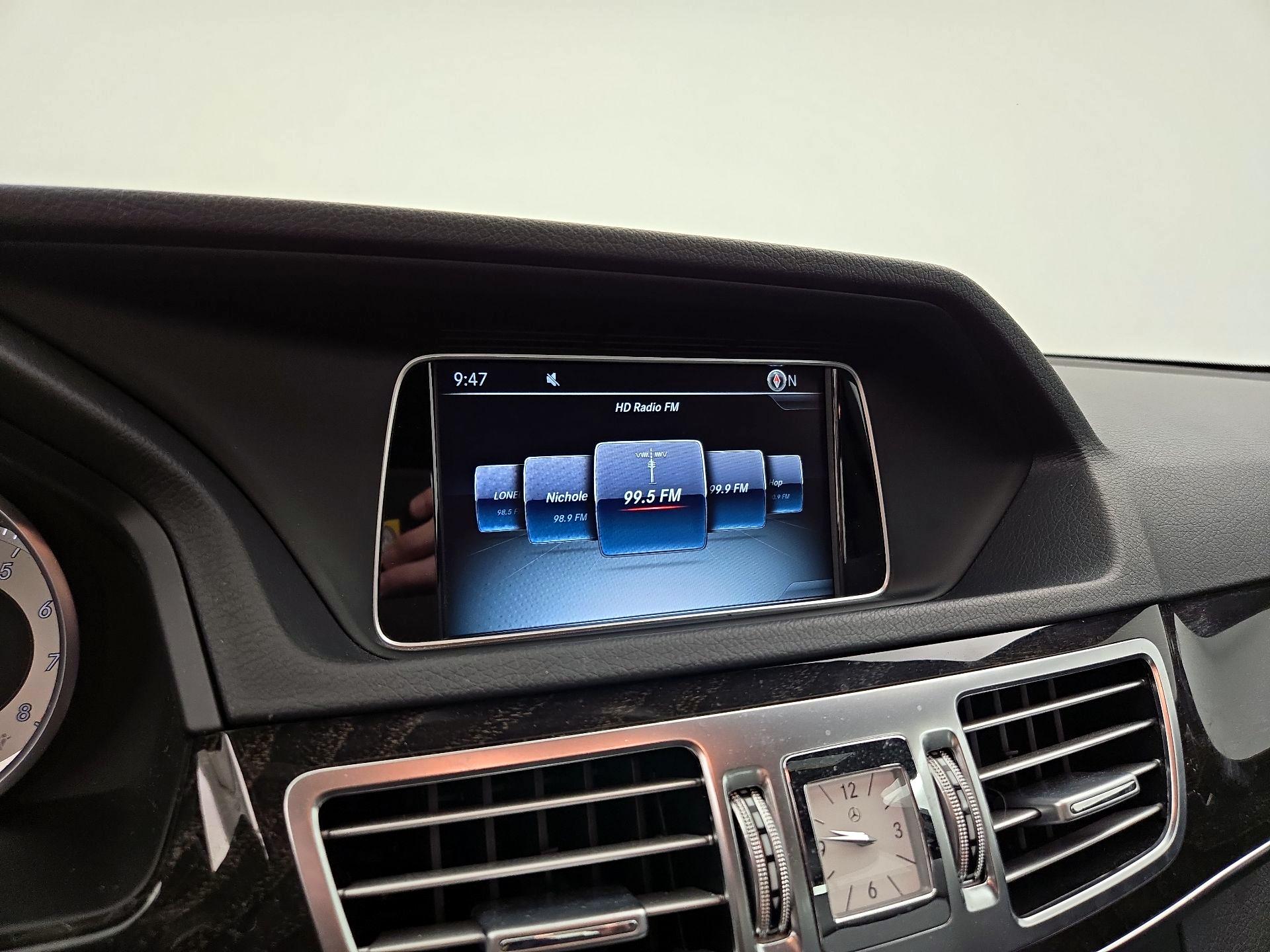 Thumbnail: 2016 Mercedes-Benz E-Class - 16