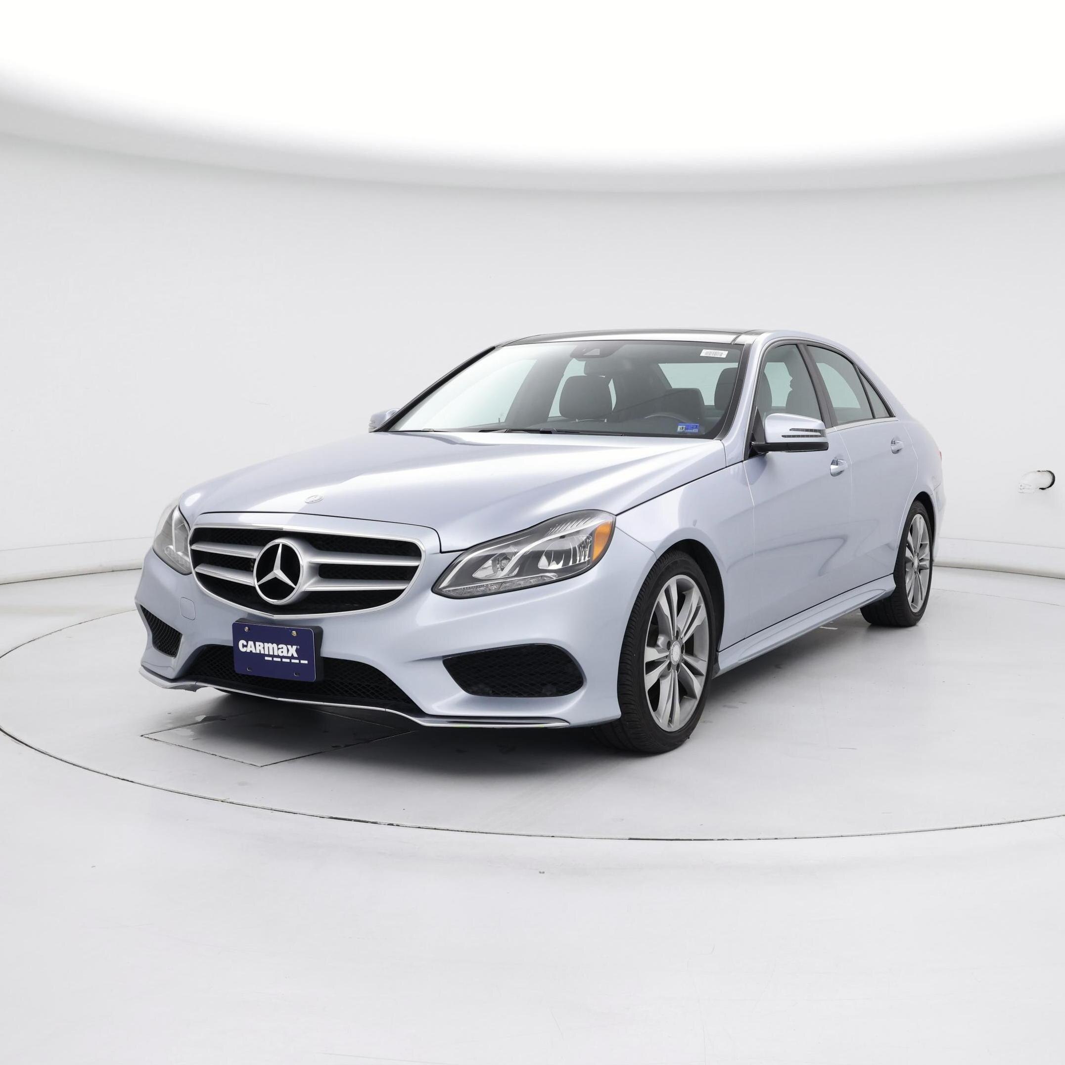 Thumbnail: 2016 Mercedes-Benz E-Class - 4