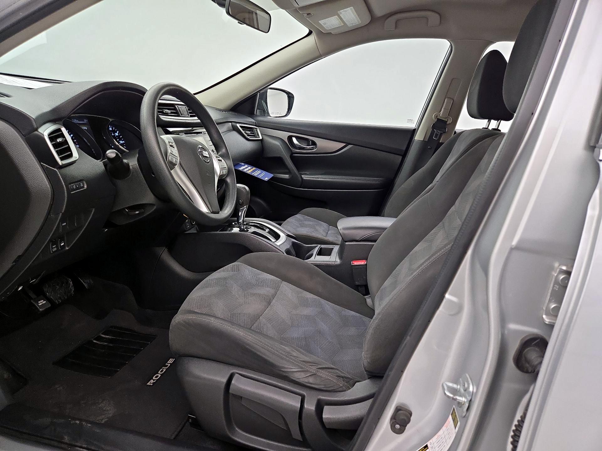 Thumbnail: 2016 Nissan Rogue - 11