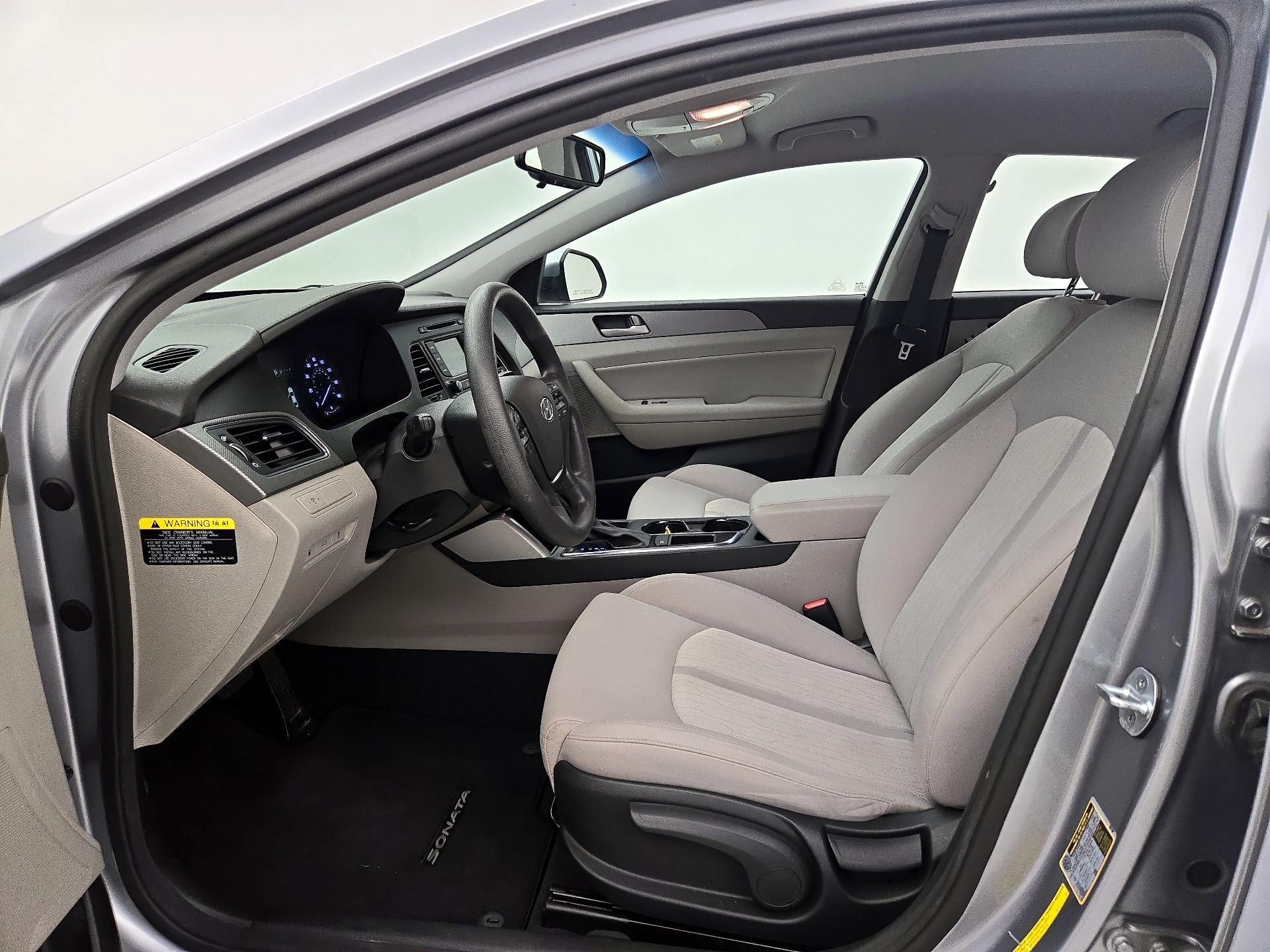 Thumbnail: 2016 Hyundai Sonata - 11