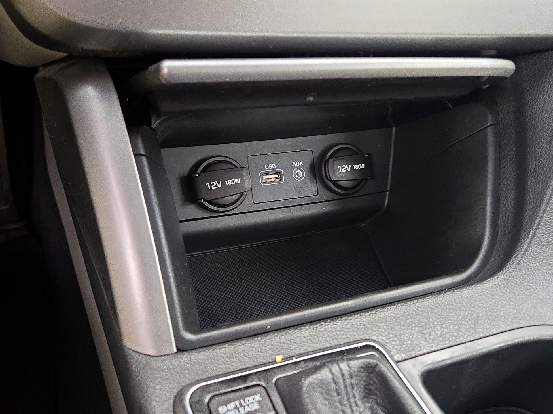 Thumbnail: 2016 Hyundai Sonata - 18