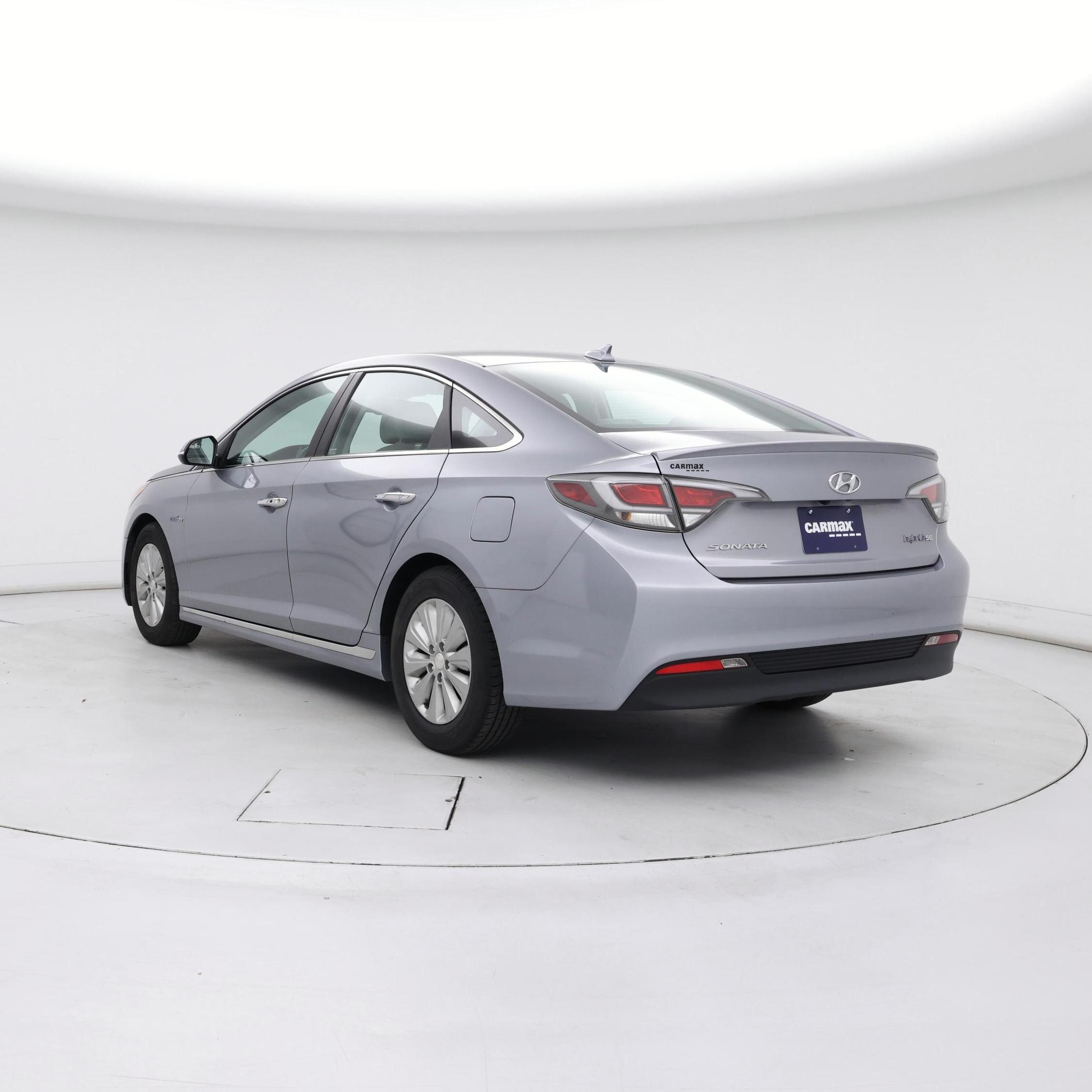 Thumbnail: 2016 Hyundai Sonata - 2