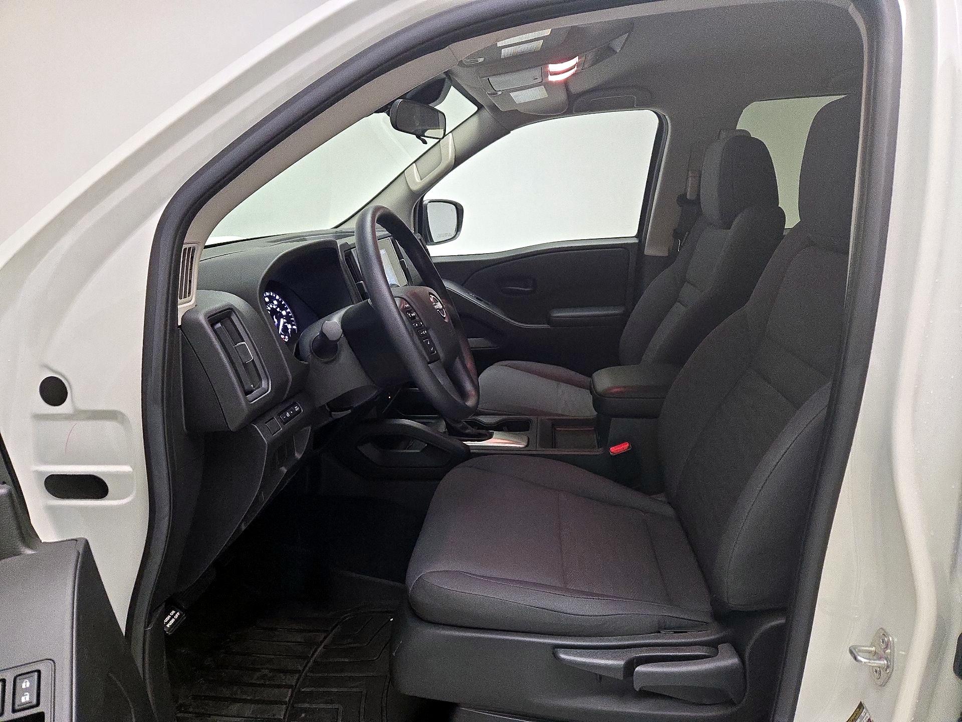 Thumbnail: 2025 Nissan Frontier - 11