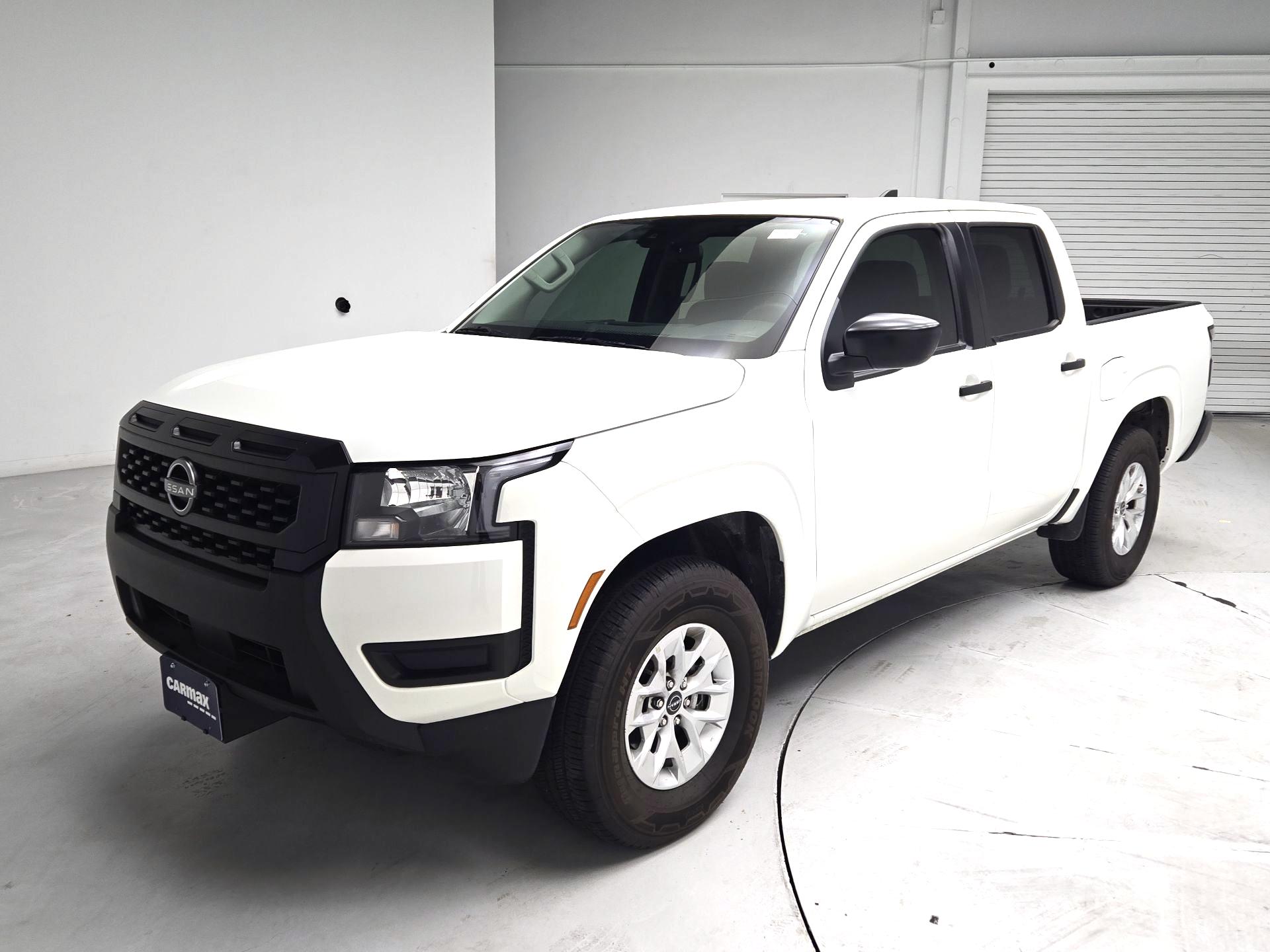 Thumbnail: 2025 Nissan Frontier - 3