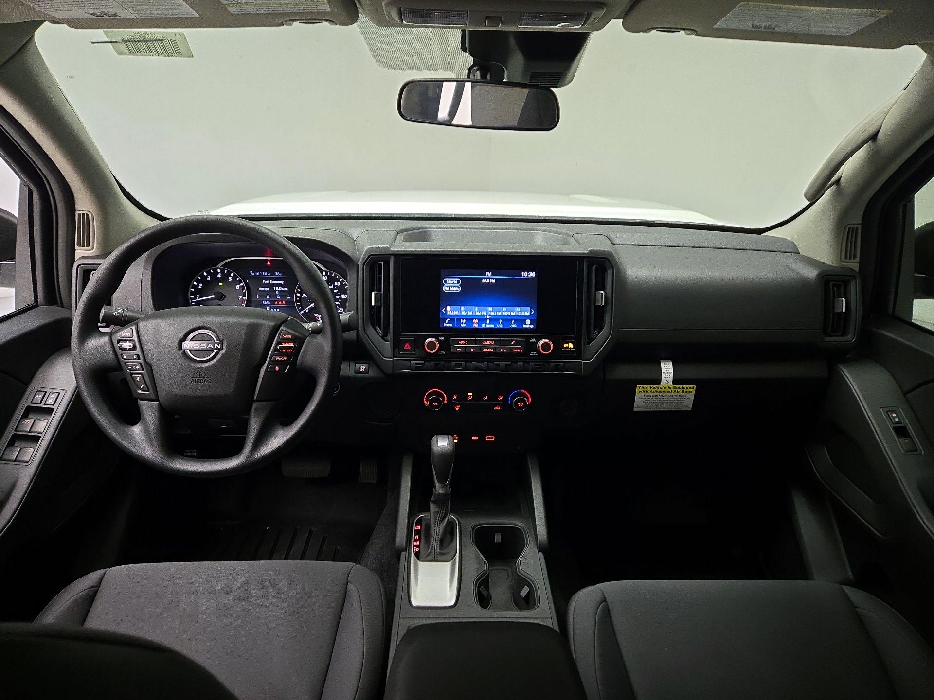 Thumbnail: 2025 Nissan Frontier - 8