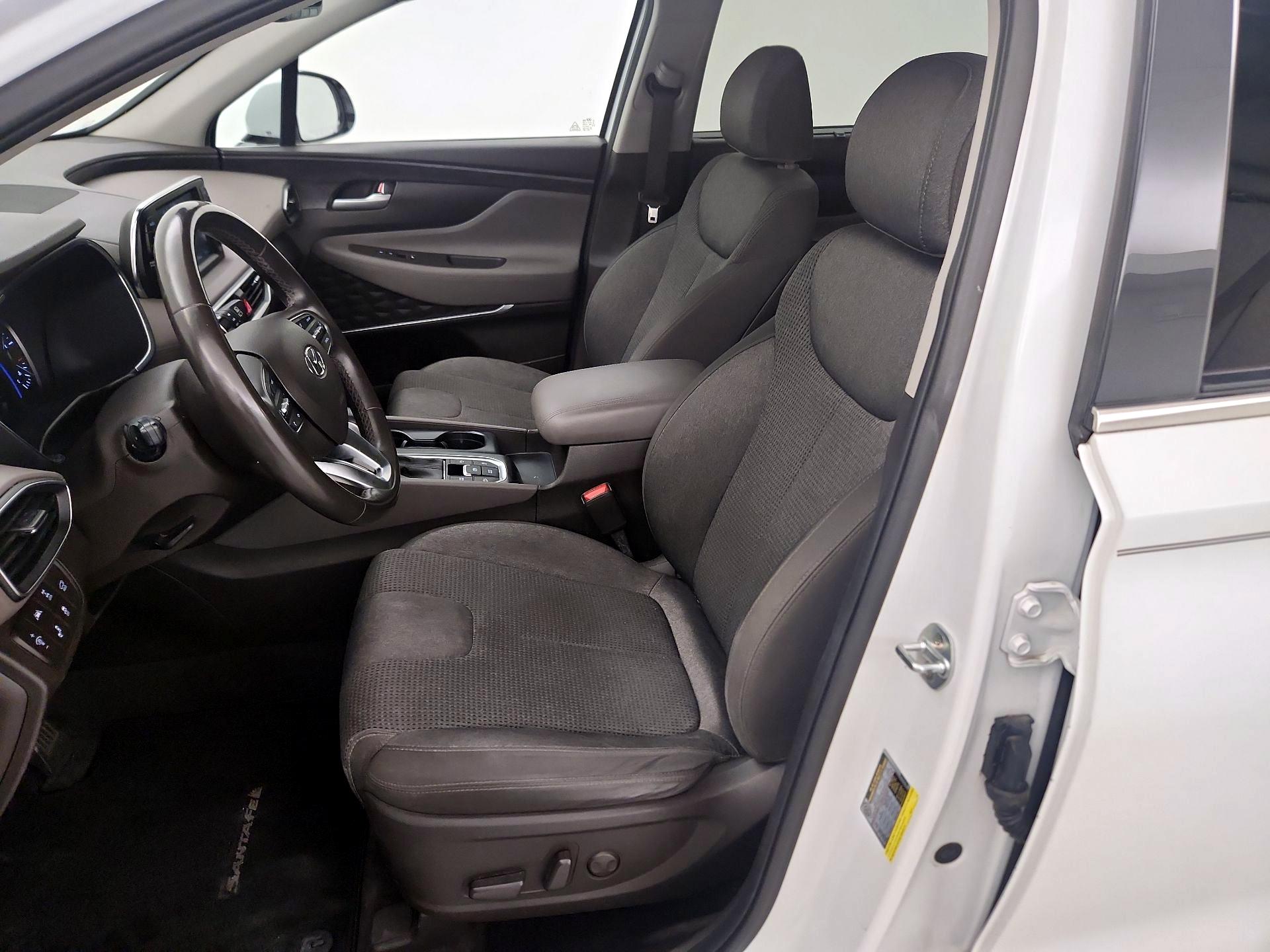 Thumbnail: 2019 Hyundai Santa Fe - 11