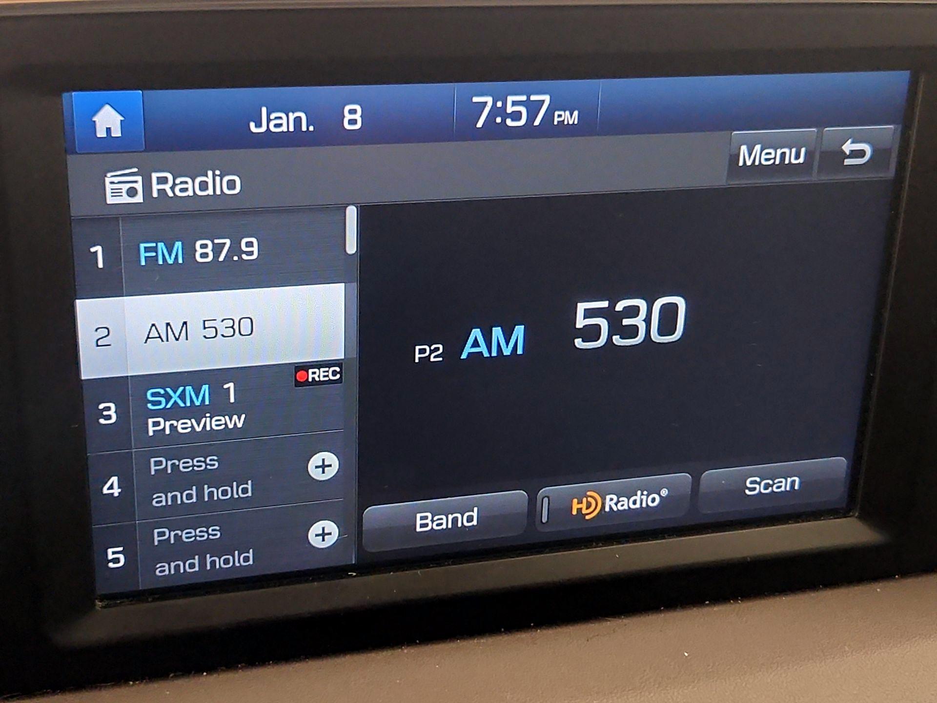 Thumbnail: 2019 Hyundai Santa Fe - 15