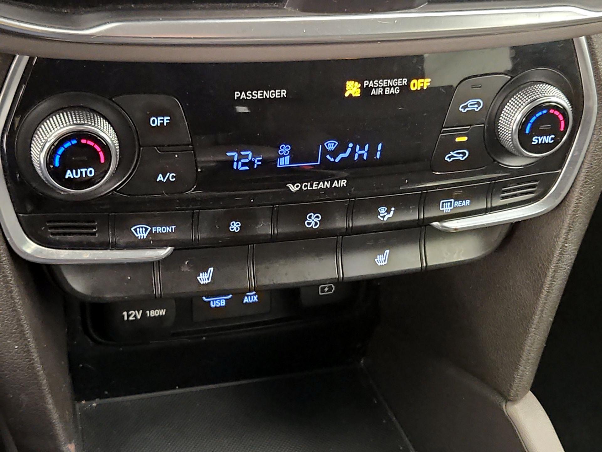 Thumbnail: 2019 Hyundai Santa Fe - 16